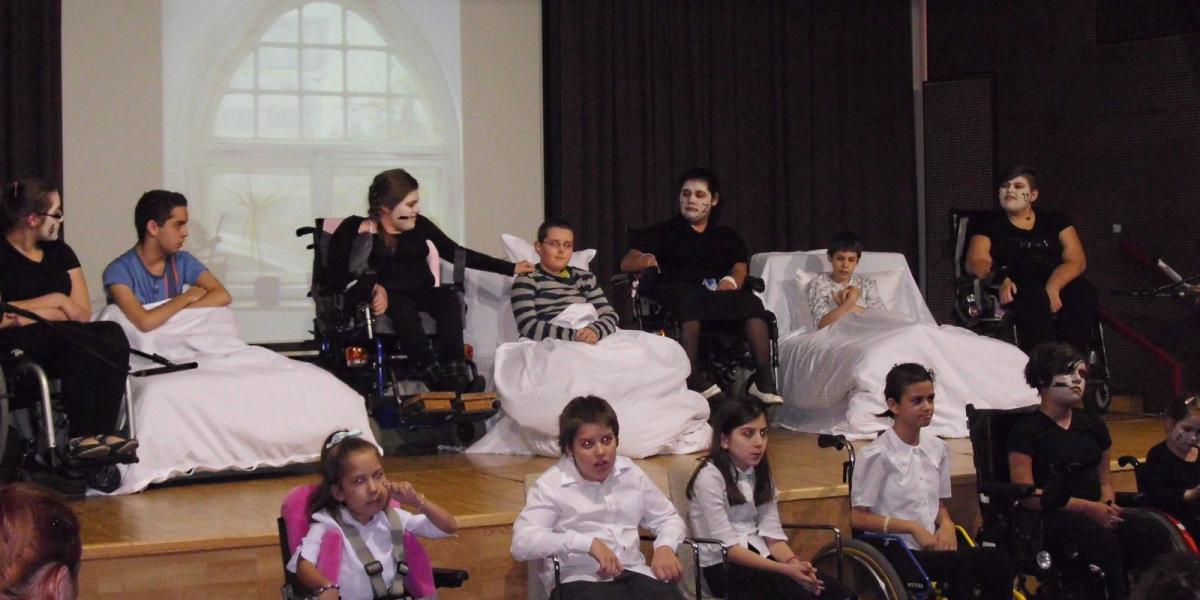 A gyerekek könnyfakasztó élménnyel hálálták meg a látogatást FOTÓ: NÉPSZAVA/A SZERZŐ FELVÉTELE