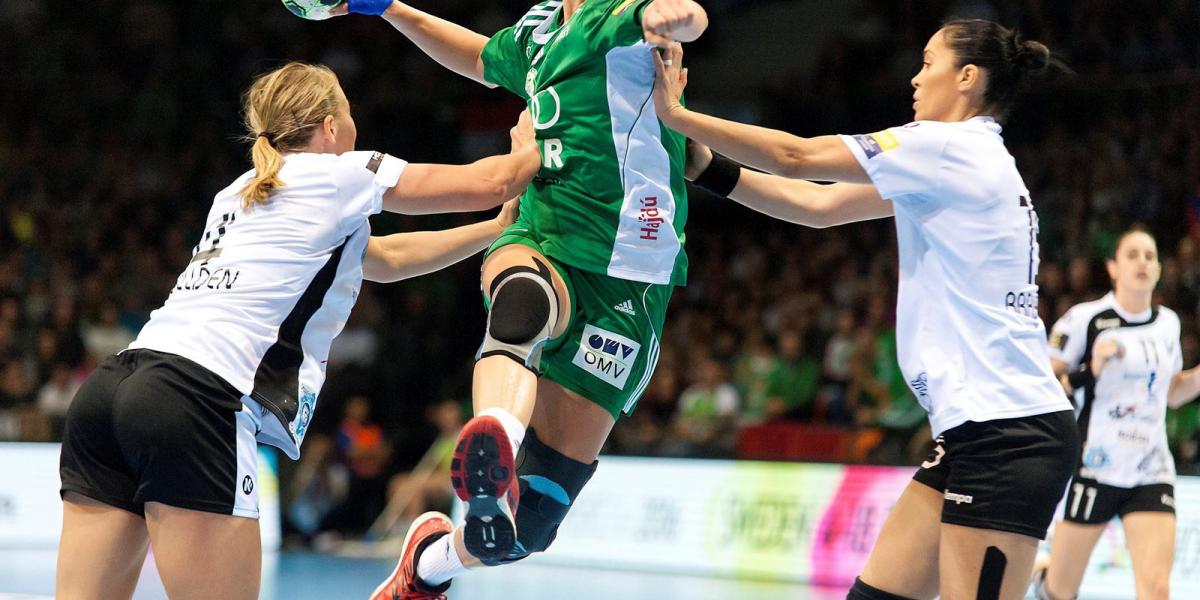 A győri Eduarda Amorim a női kézilabda Bajnokok Ligája csoportkörében játszott Győri Audi ETO KC - CSM Bucuresti mérkőzésen Győr