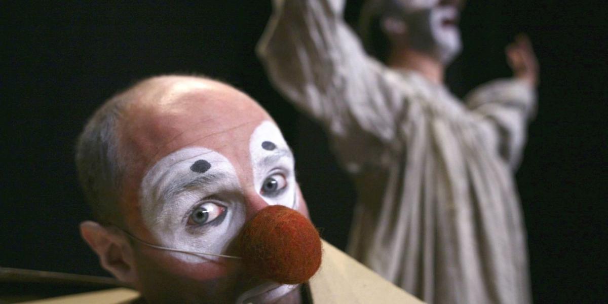 A két bohóc állandóan froclizza egymást FORRÁS: MÜPA