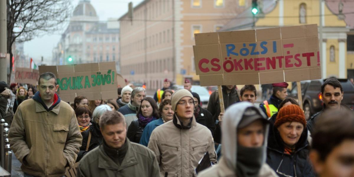 Tiltakozók menete a fővárosban FOTÓ: TÓTH GERGŐ