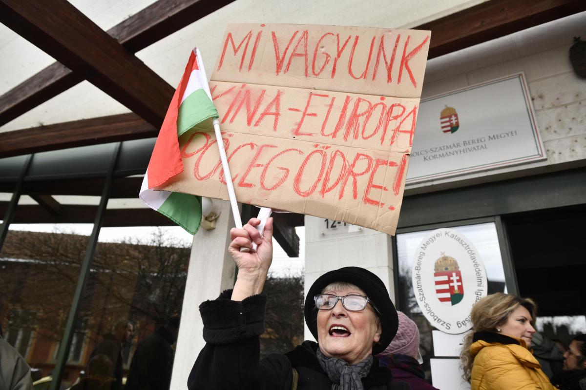Botrányba fulladt a Nyíregyházára tervezett akkumulátorgyár kapcsán meghirdetett közmeghallgatás