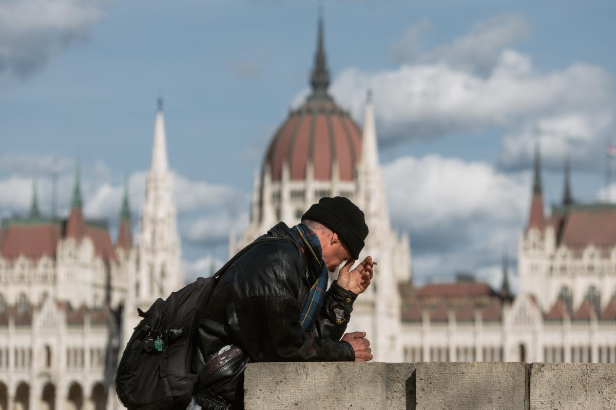Závecz: a magyarok többsége szerint rossz irányba mennek a dolgok az országban, az ellenzékiek pedig közös EP-listát akarnak