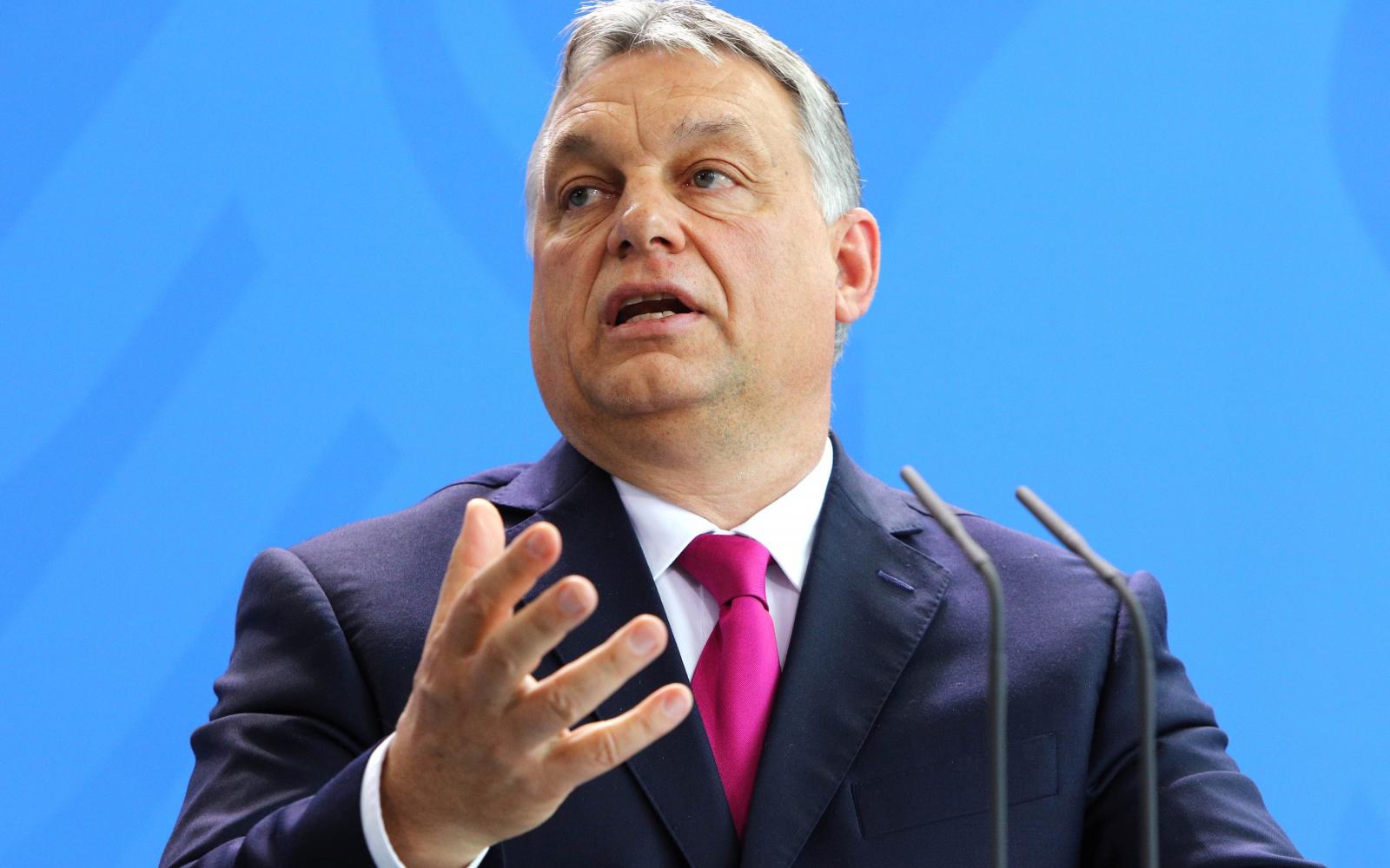 Népszava Orbán: ma véglegesítjük a konzultációt