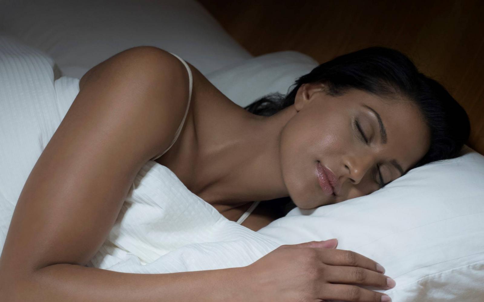 6 tipp a pihentető alváshoz, a hatékony méregtelenítéshez és a fogyáshoz