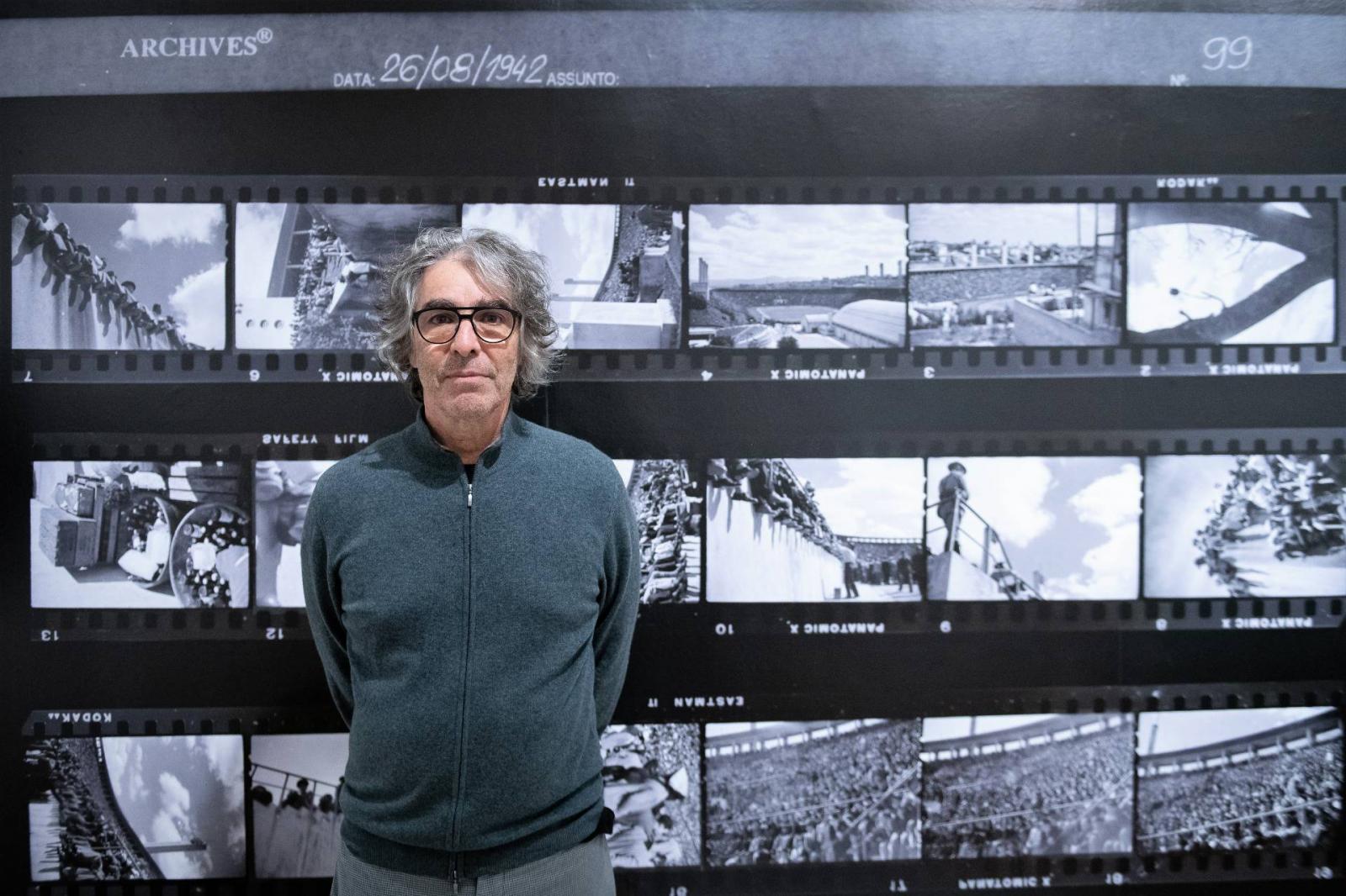 Kiko Farkas, apja budapesti tárlatán mesélt Thomaz Farkasról