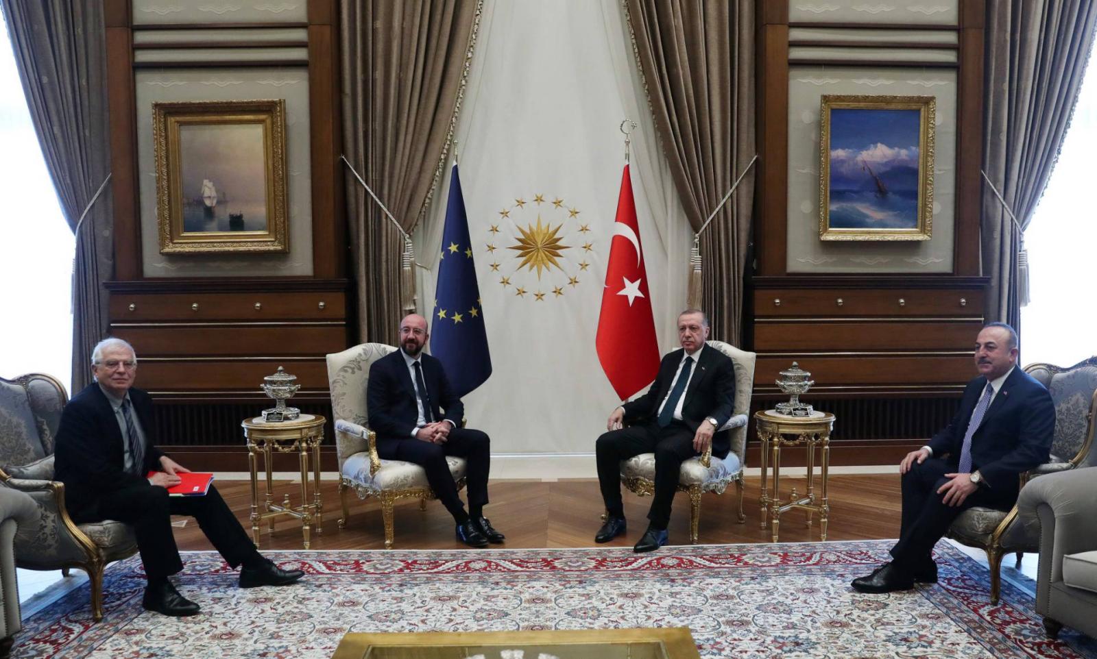 Josep Borrell, Charles Michel, Recep Tayyip Erdogan és Mevlüt Cavusoglu Ankarában