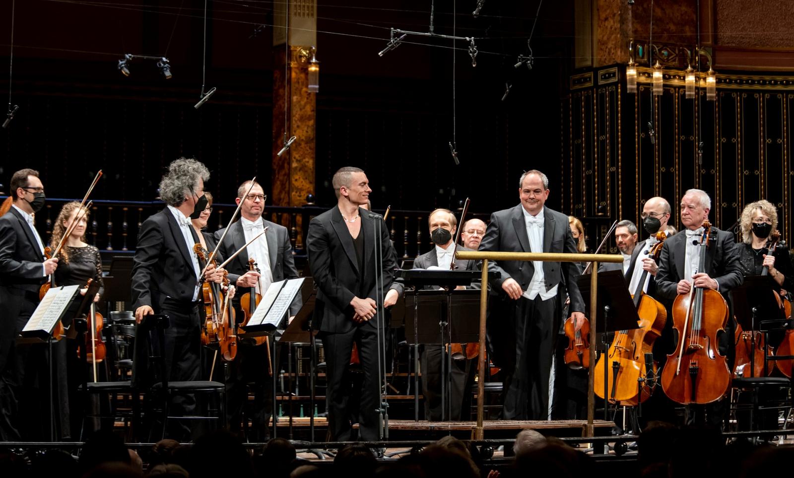 Vashegyi
György
vezényletével
a Nemzeti
Filharmonikus
Zenekar és a
Purcell Kórus
három nem
túl érdekes
Mendelssohn-
művet
szólaltatott
meg