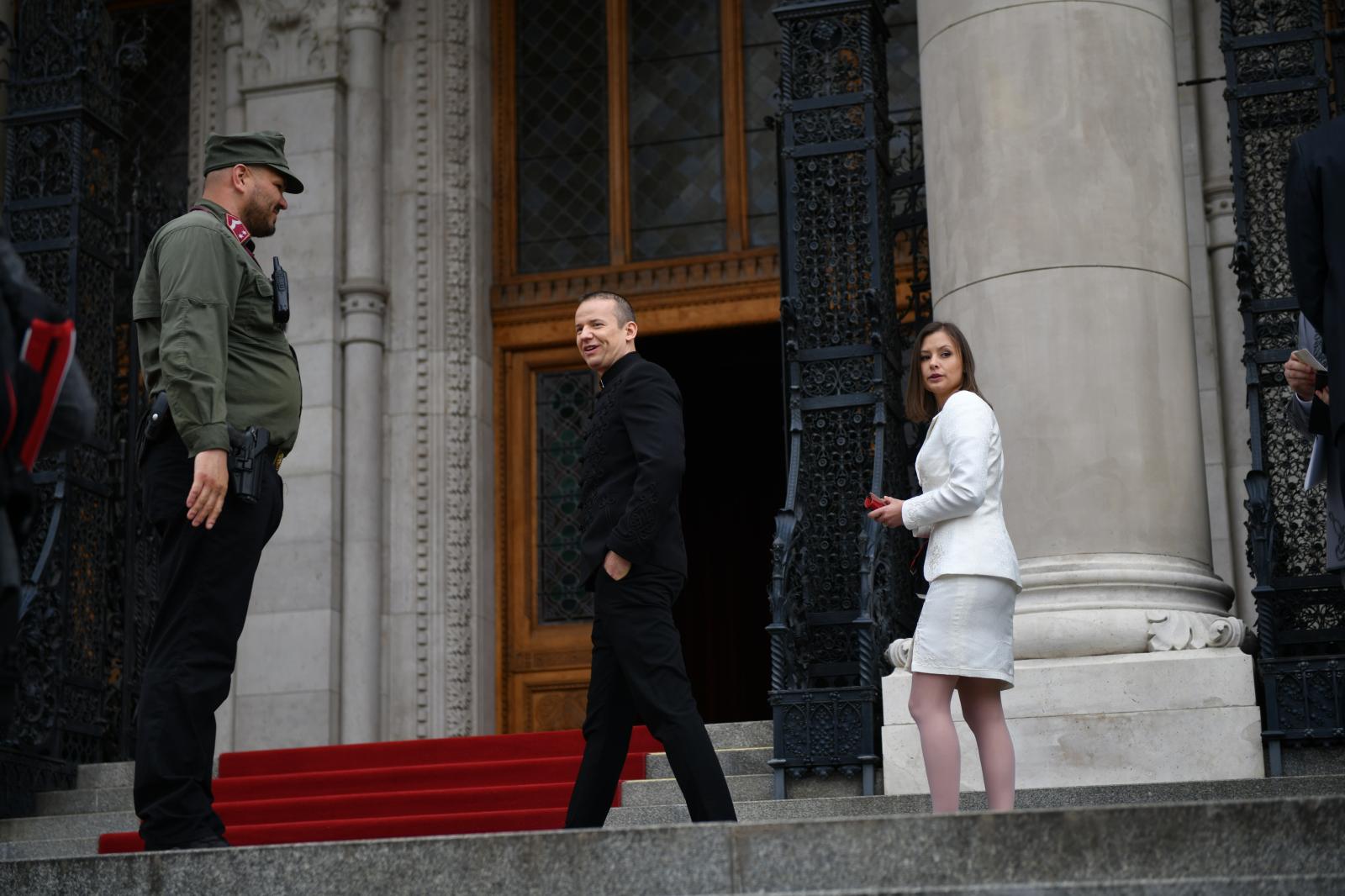 Dúró Dóra üzent, a Mi Hazánk Mozgalom sehol senki javára nem lép vissza