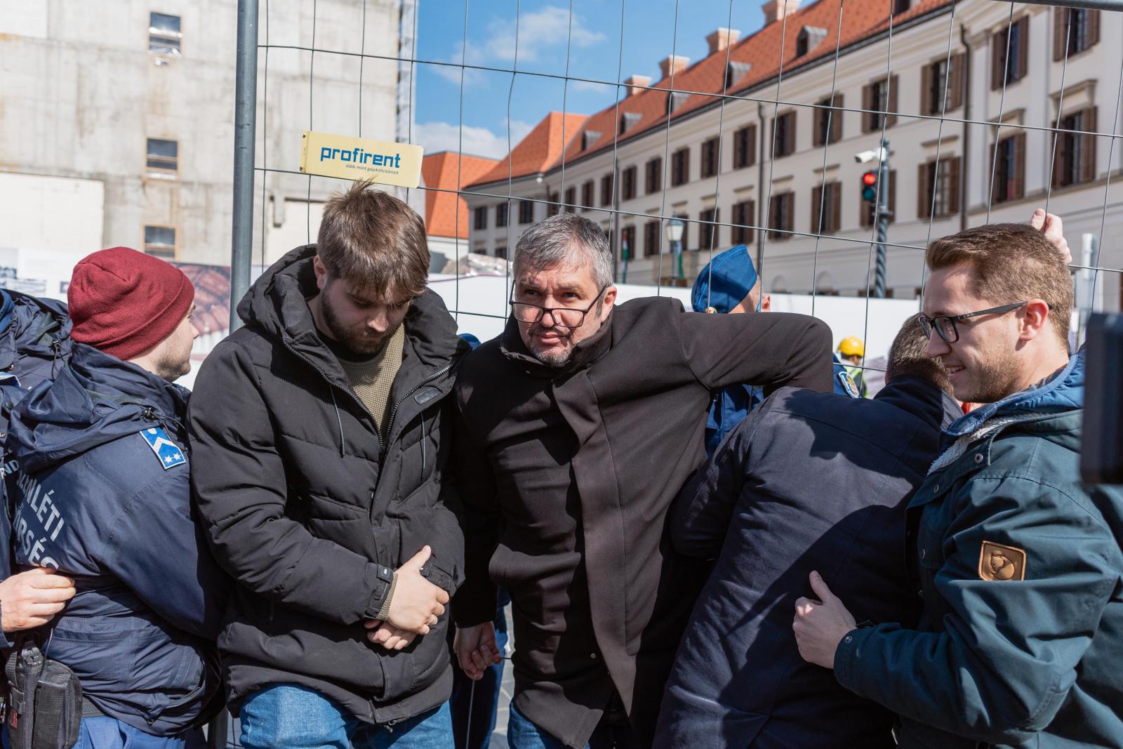 Köln, Németország. A pályaudvar közelében, 2023. július 8-án.