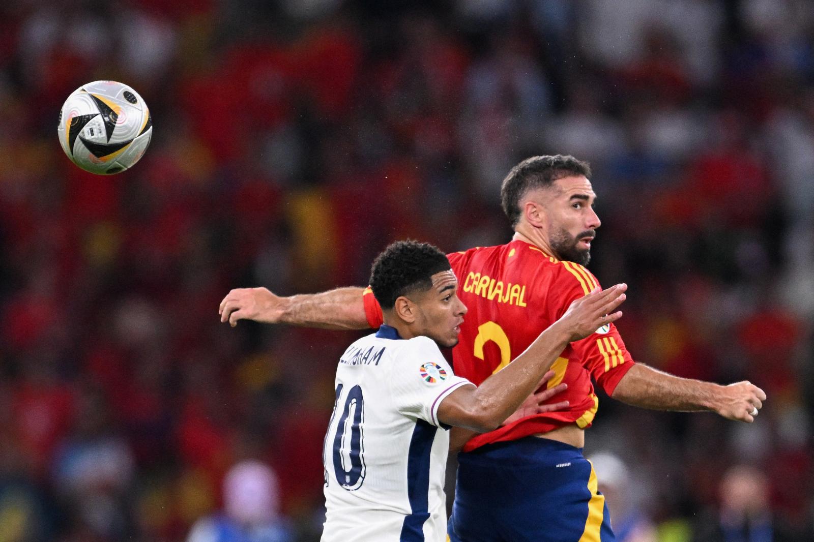 Bellingham és Carvajal 