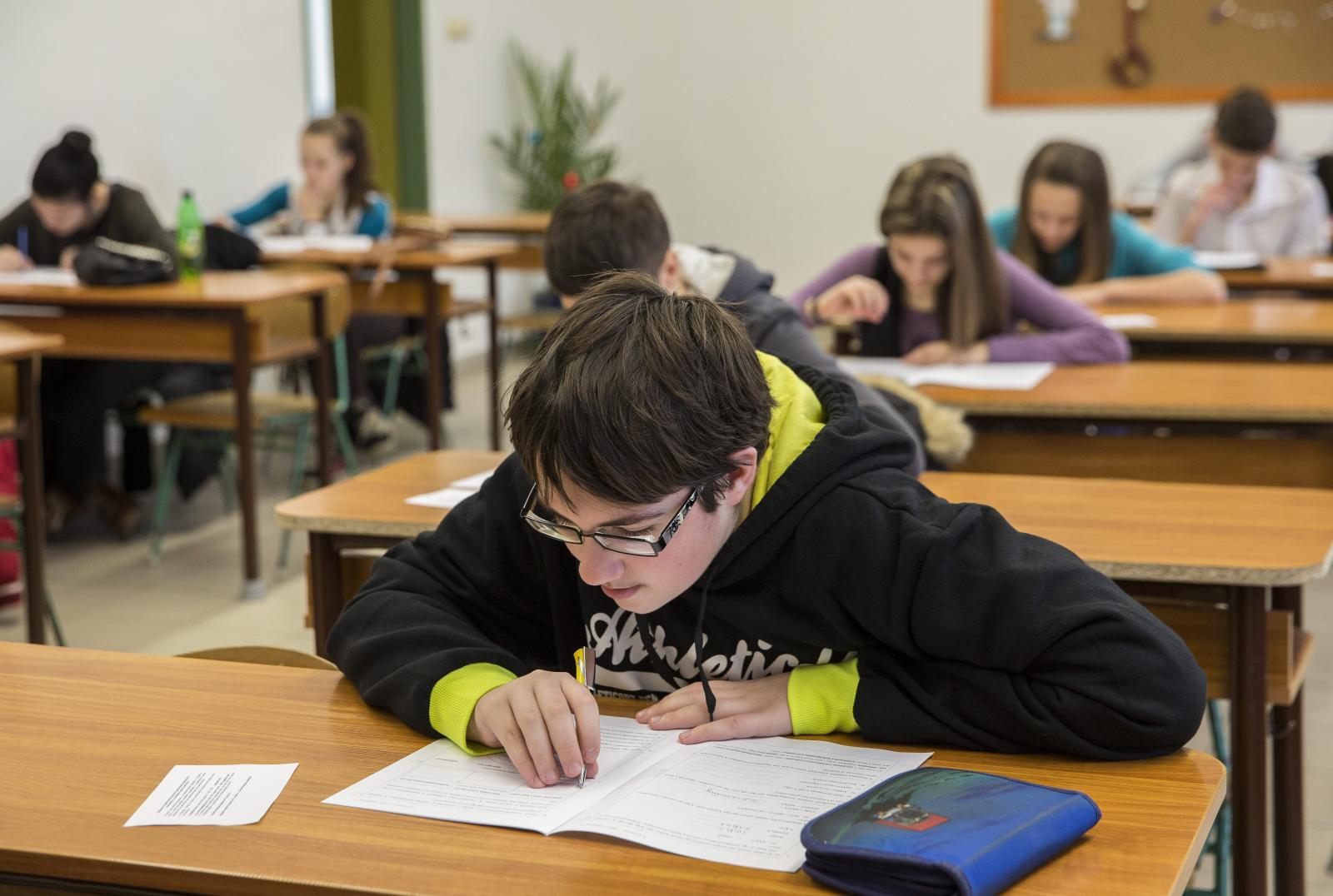 Még javában tart a középiskolai felvételi eljárás, de van, ahol már „eredményt” hirdettek