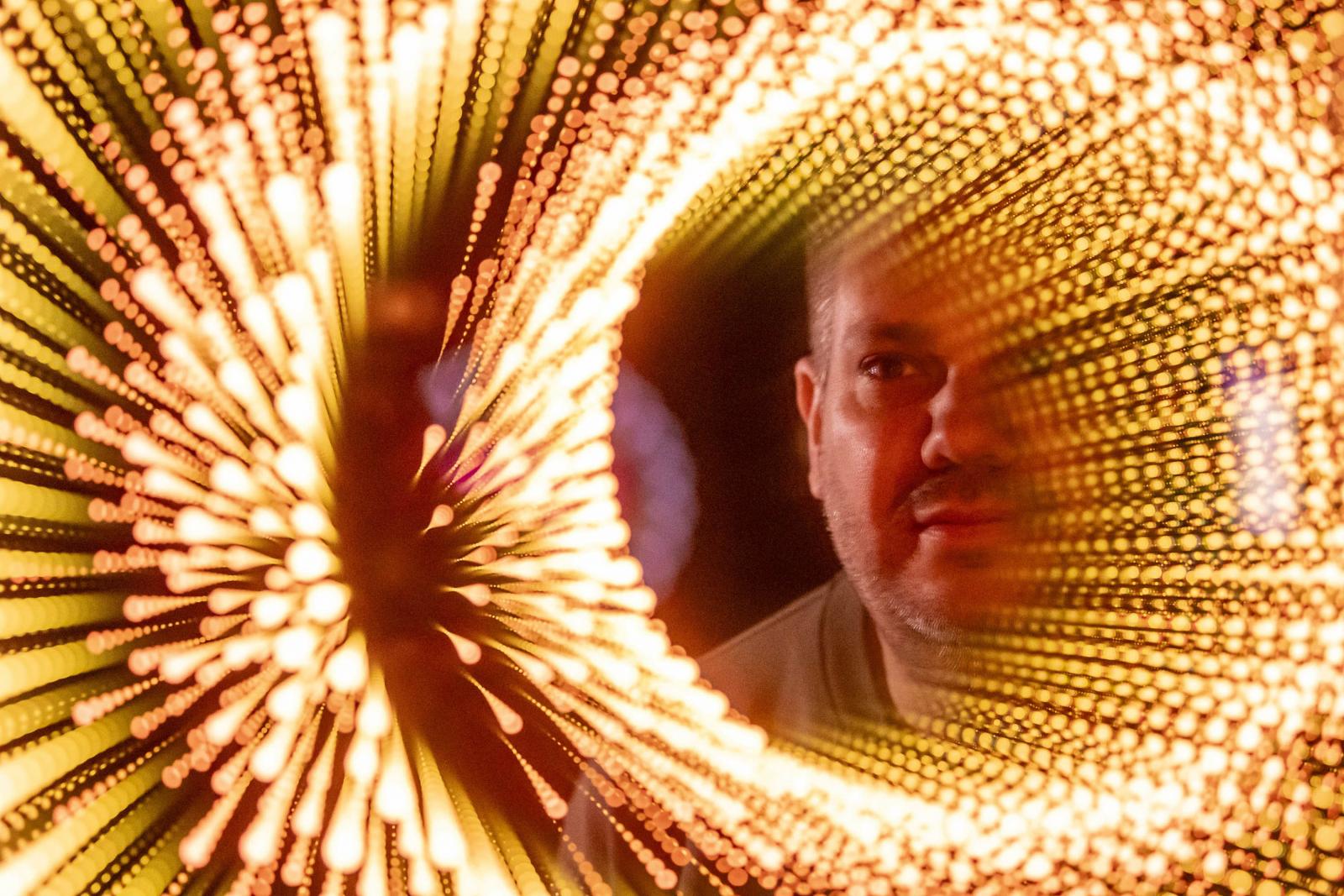 Napfogyatkozás – az ihletet az 1999-es magyarországi teljes napfogyatkozás adta