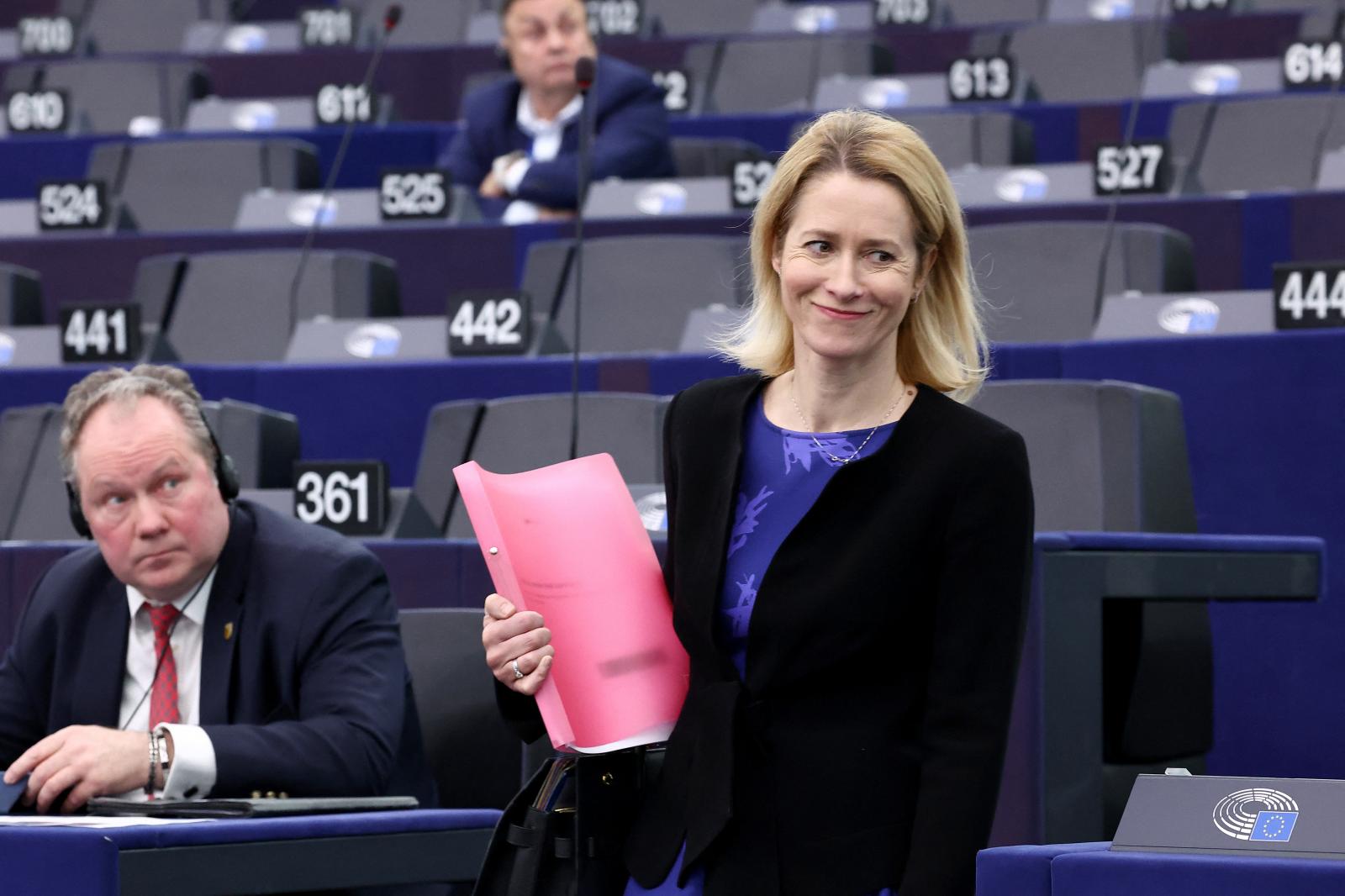 Változatok a karizmára: Justin Trudeau leköszönt kanadai kormányfő