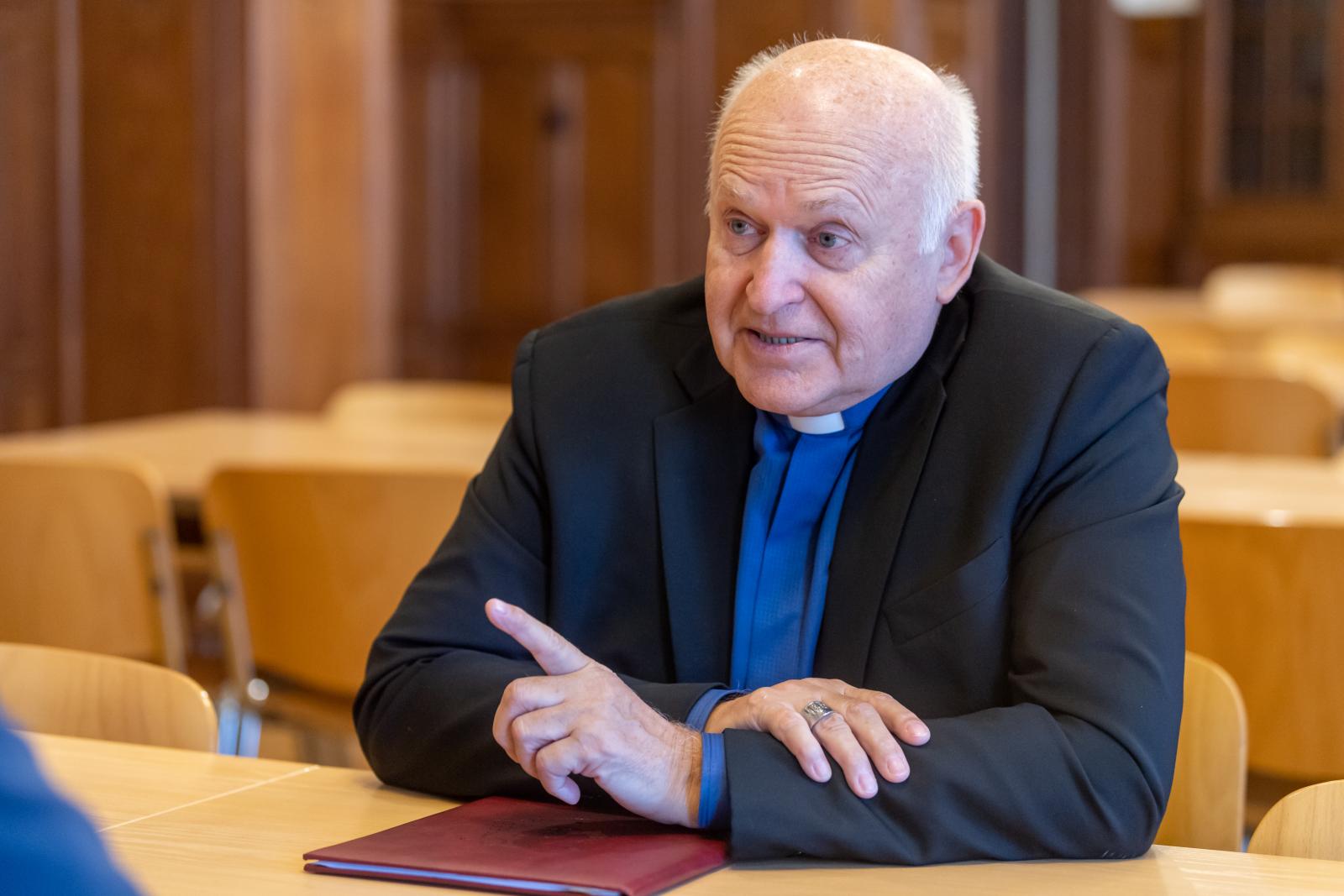 Német László pápaválasztó bíboros