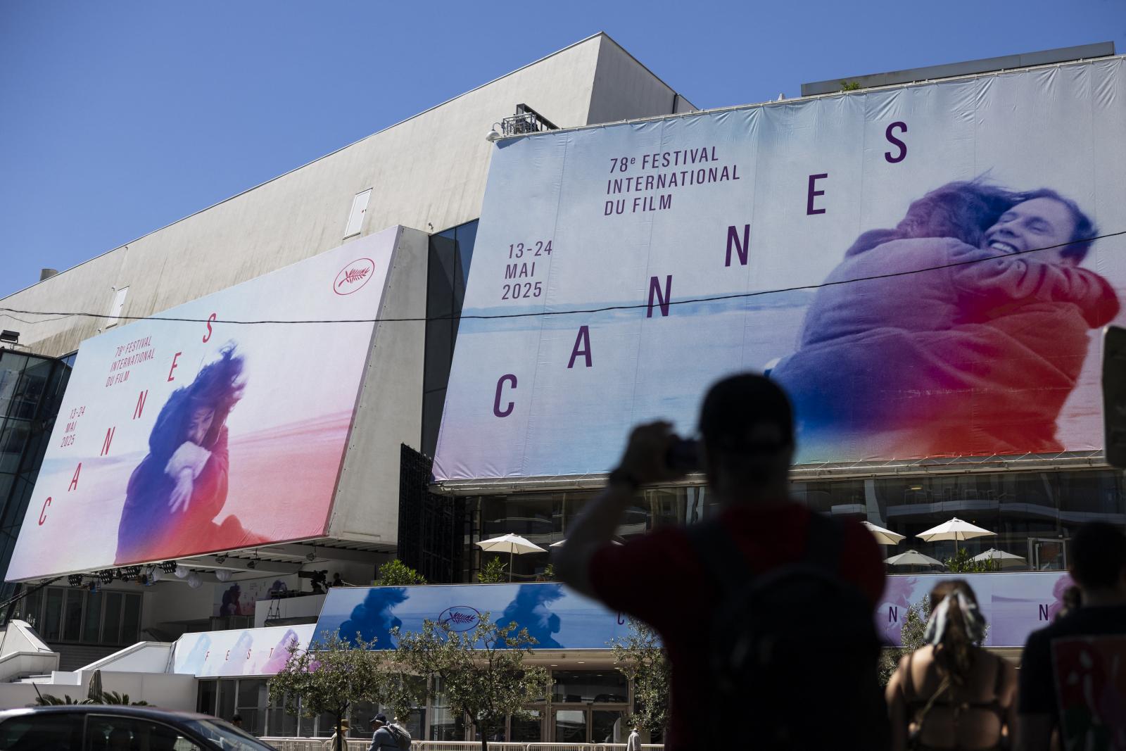 Az Oscar-díjas Halle Berry zsűritagként érkezett a megnyitóra