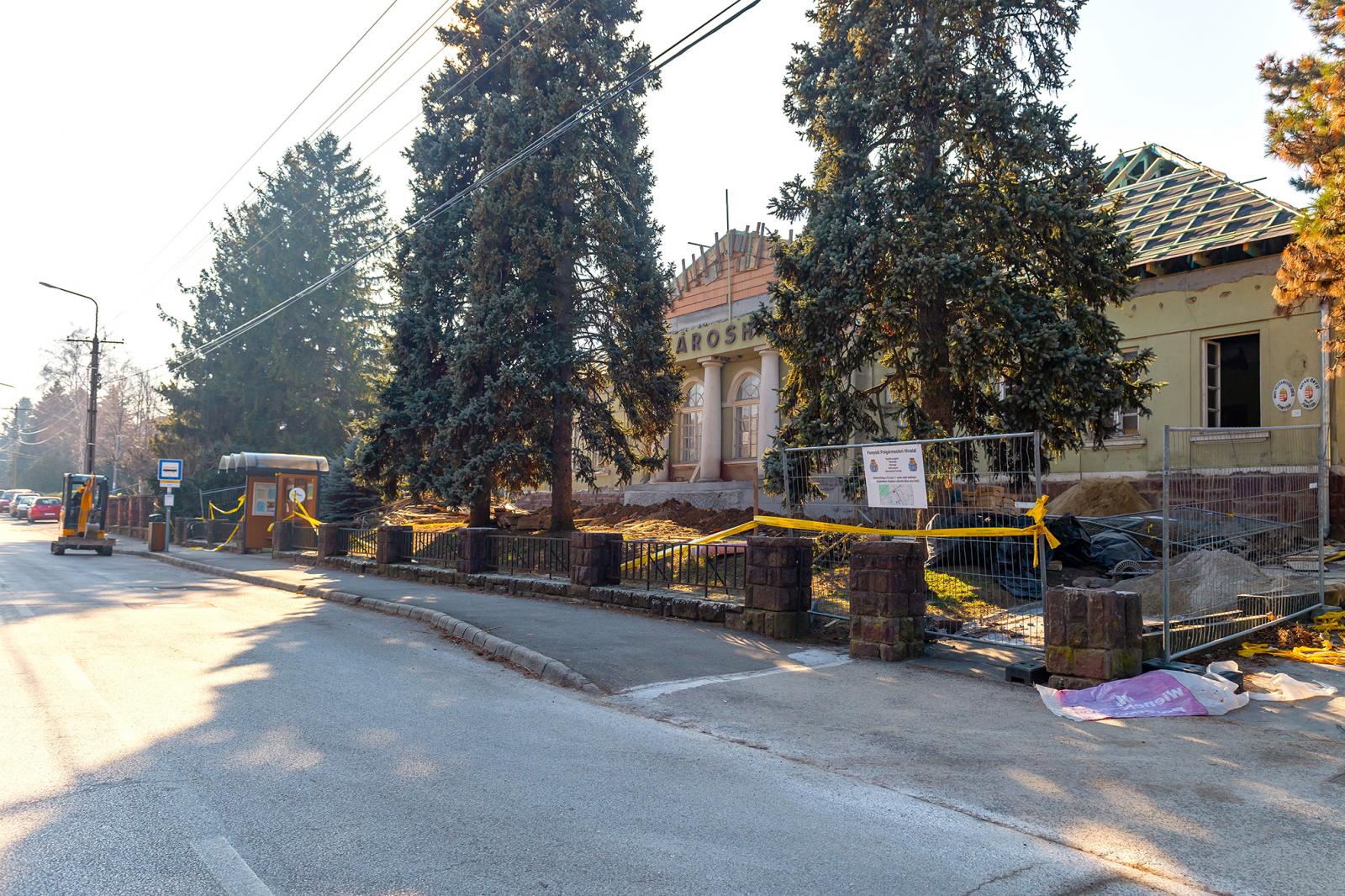 Mintegy 300 millió forintnyi önkormányzati kifizetés lehet aggályos, a hivatal elutasította a közérdekű adatigénylésünket