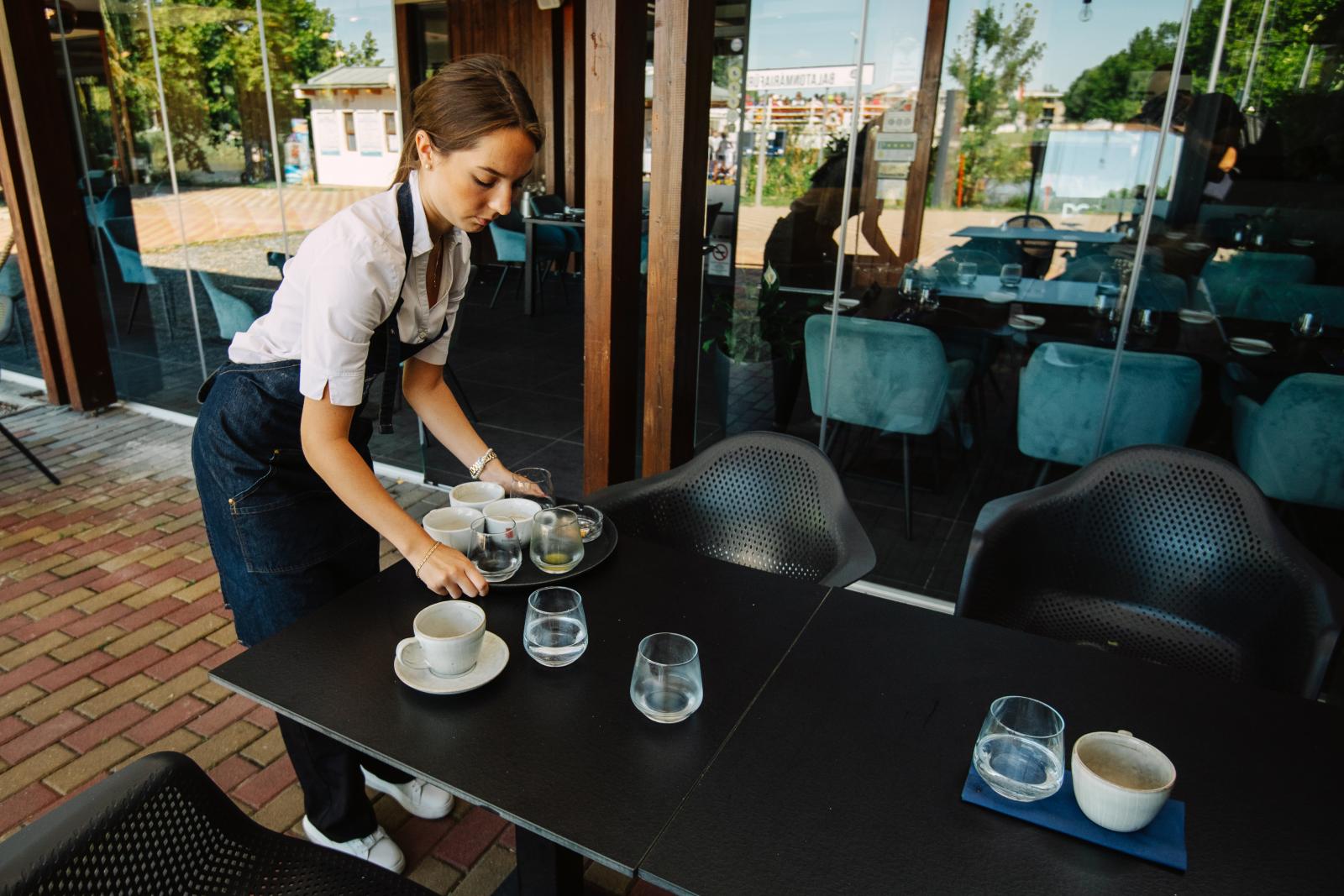 A nyár tényleg kiemelt időszak, ilyenkor napi 13-14 óra munka a megszokott