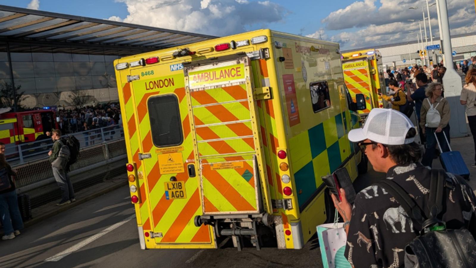 Húsz sérültet kellett a helyszínen ellátni, egyet kórházba szállítottak