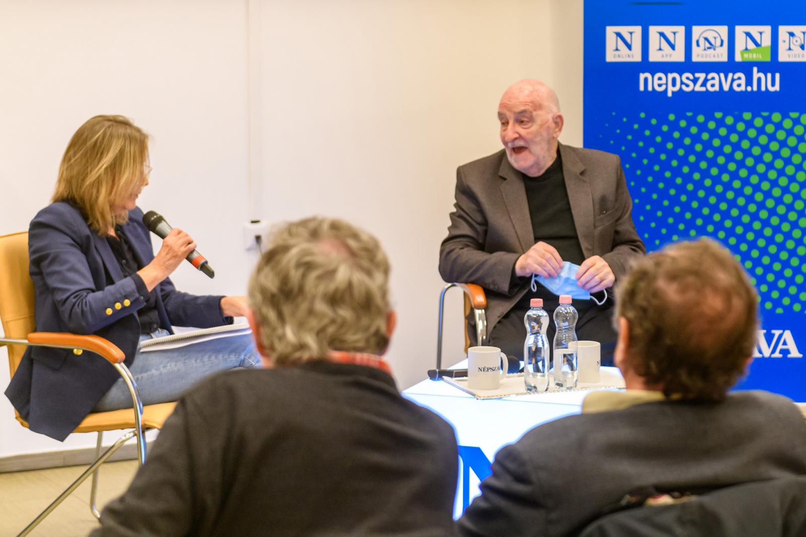 Haskó László és az őt kérdező Danó Anna, lapunk egészségügyi szakújságírója