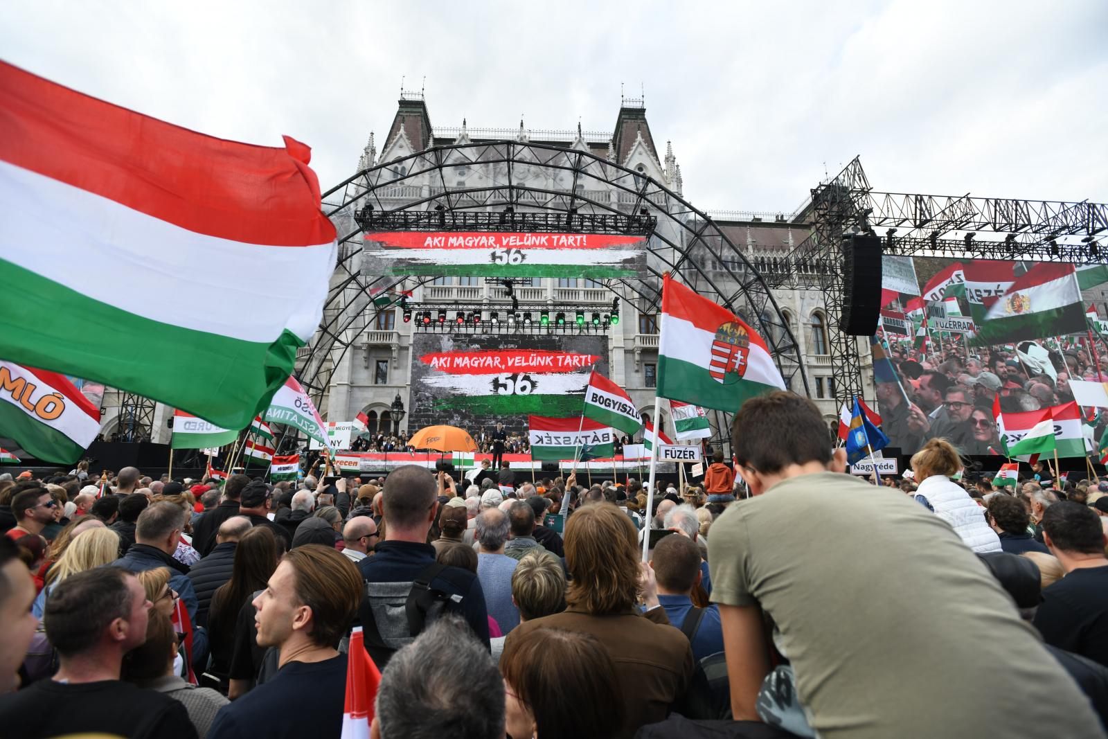 A Békemenet résztvevői a Kossuth teret töltötték meg
