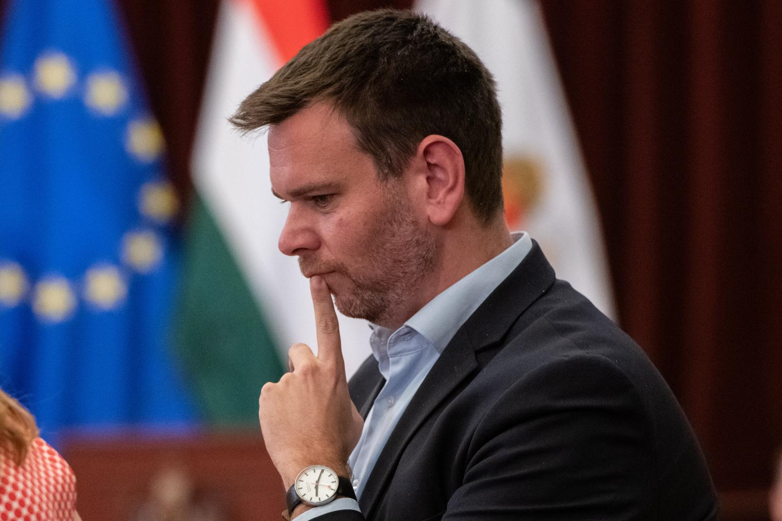 Vitézy Dávid - Korábbi felvétel 