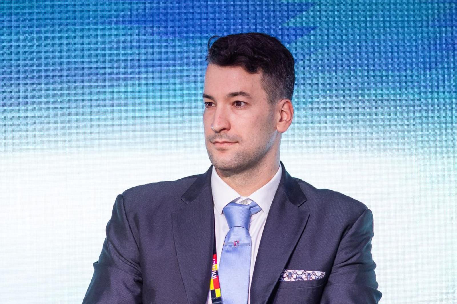 Takács Márk szerint ha a harcoló egységek parancsnokai­nak a kezét nem kötné meg Olekszandr Szirszkij és köre mindenféle beleszólással, az csodás eredményekre vezetne