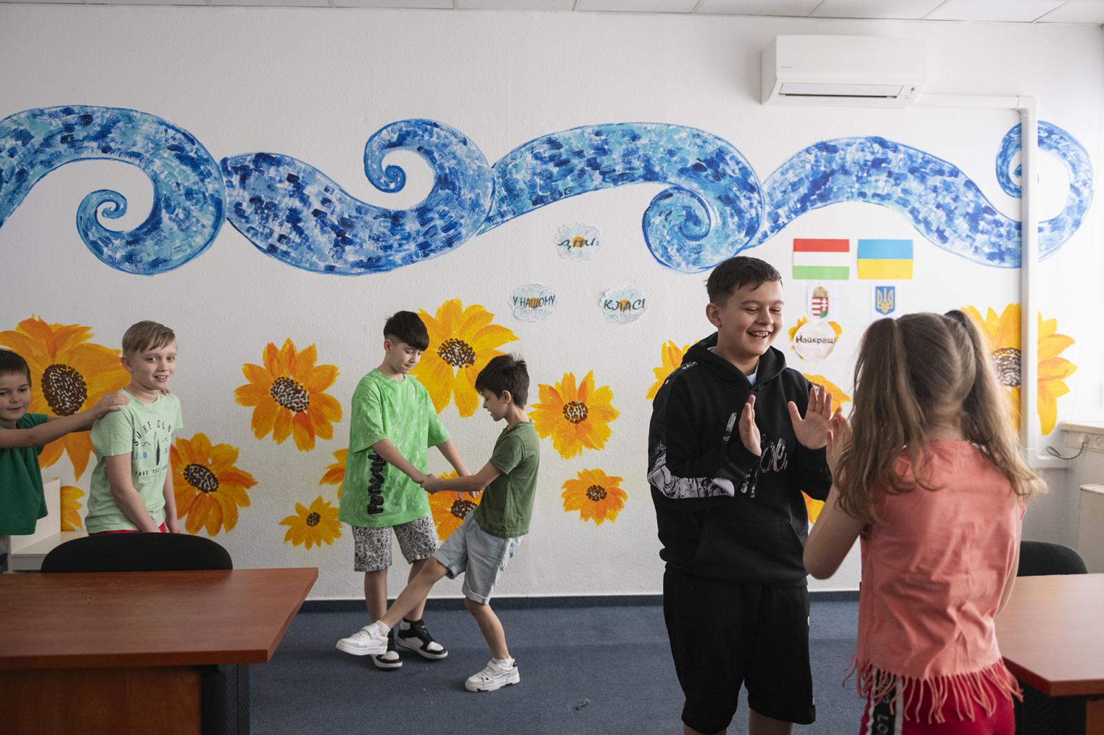 „Minden héten jön két-három e-mail, hogy nem bírjuk már anyagilag” – Visszatérés helyett kényszerű berendezkedés vár az itt élő ukrán menekültekre