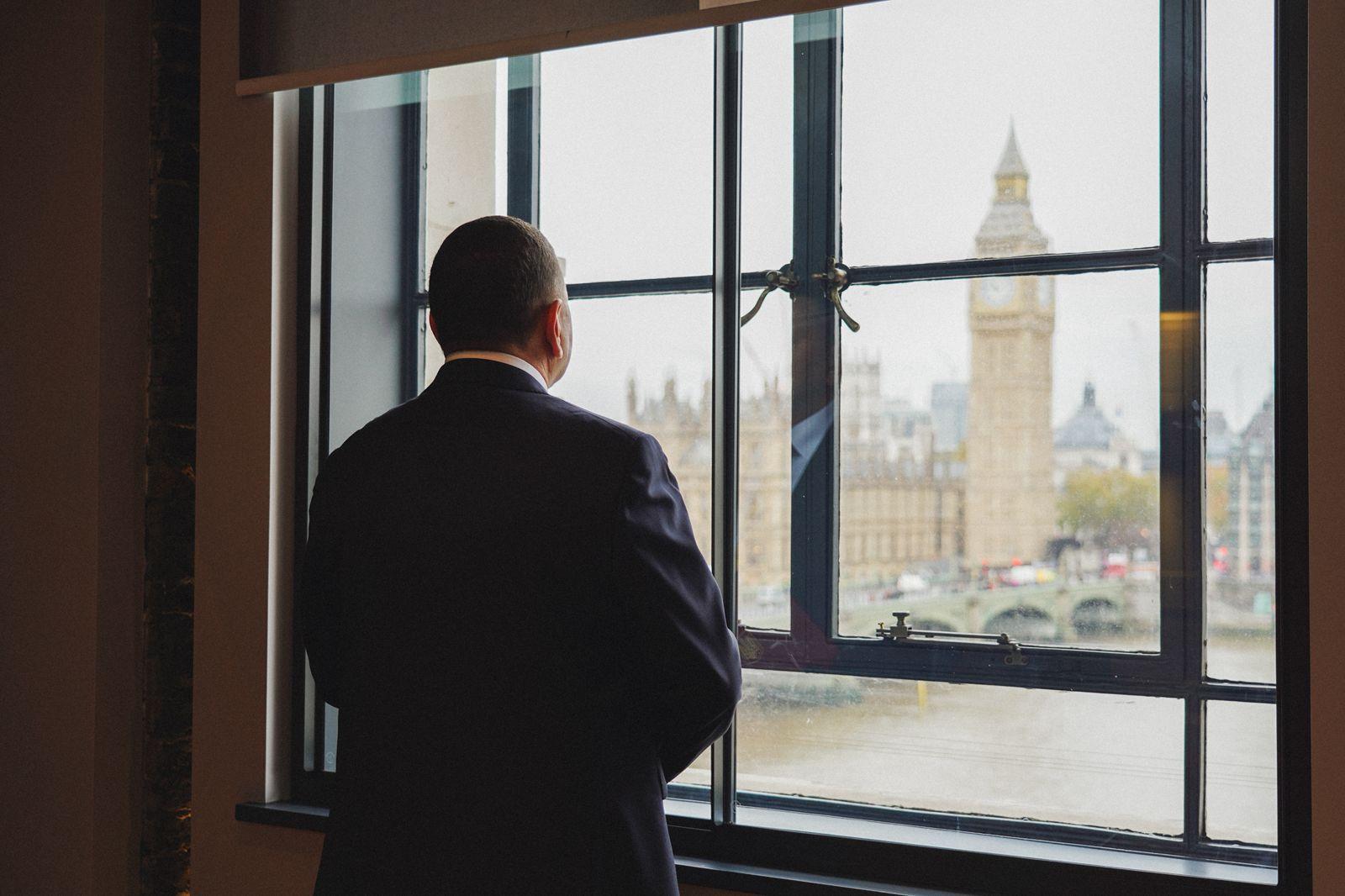 A tábornok ugrásra készül, Volodimir Zelenszkij joggal féltheti a hatalmát