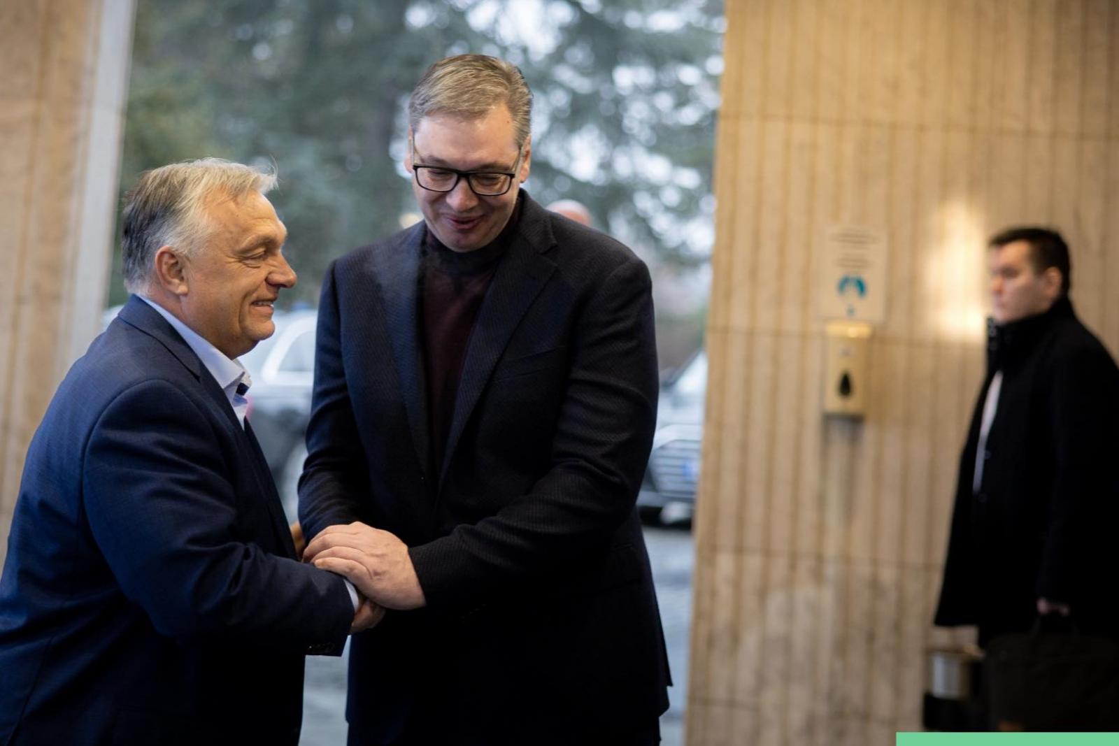 Az Egyesült Államok hozzájárult a nagy szerb kőolajcég orosz tulajdonrészének eladásához, a vevő akár Mol is lehet