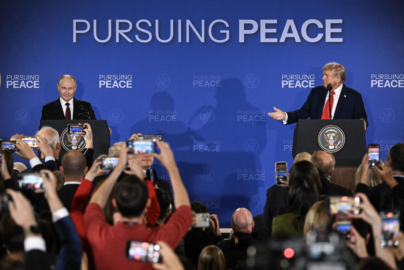 De miért siet ennyire Donald Trump és Vlagyimir Putyin?