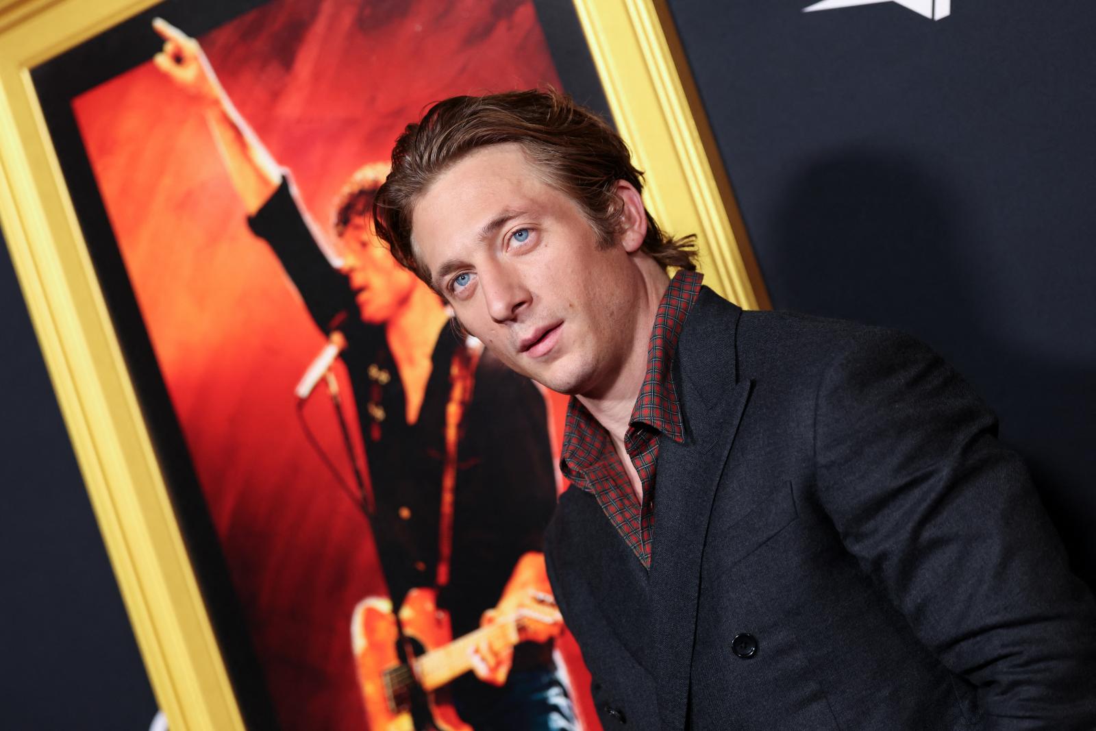 „A hírnév csak része egy sokkal nagyobb életnek” – Exkluzív interjú Jeremy Allen White-tal