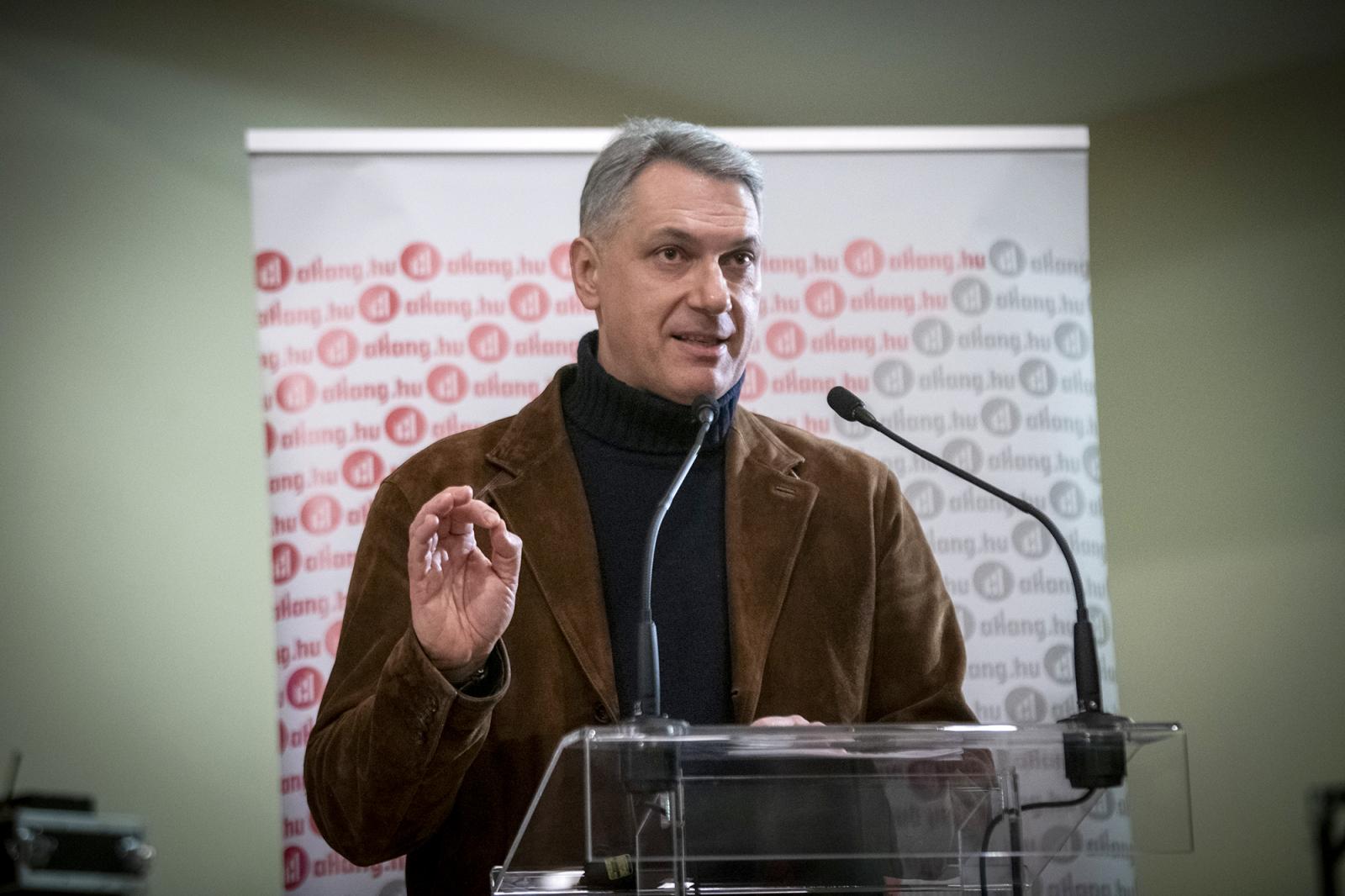 Lázár János szerint kedd este tényleg megnyitják az M30-as eddig lezárt szakaszát