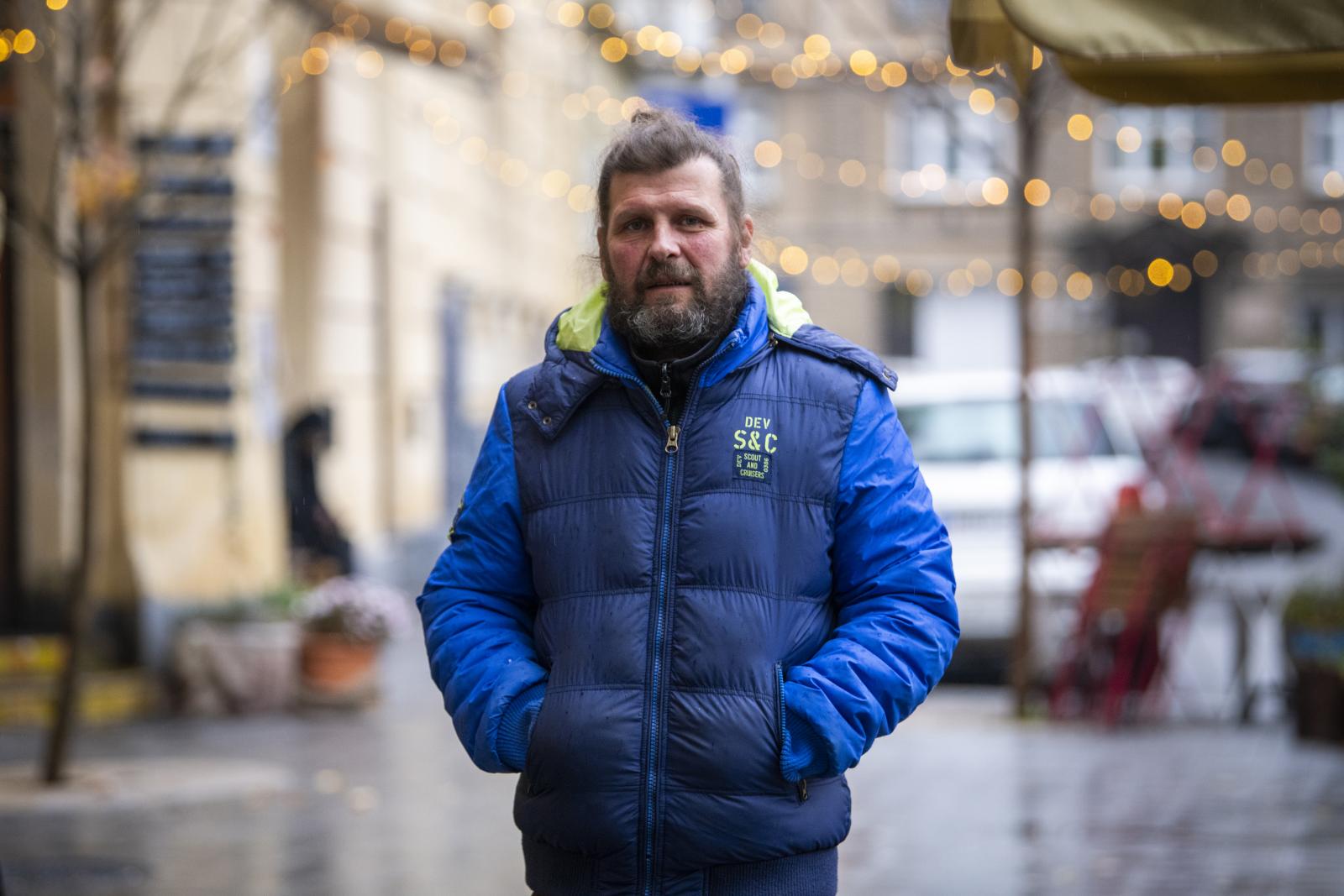 Kicselezni a halált – Peer Krisztiánnal sebekről egy Escher-képben