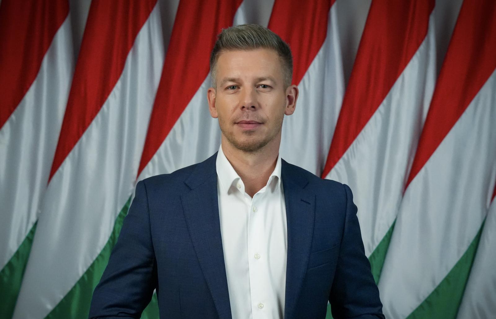 Magyar Péter: Ami egykor Isten, haza, család volt, az mára luxus, árulás és dinasztia lett