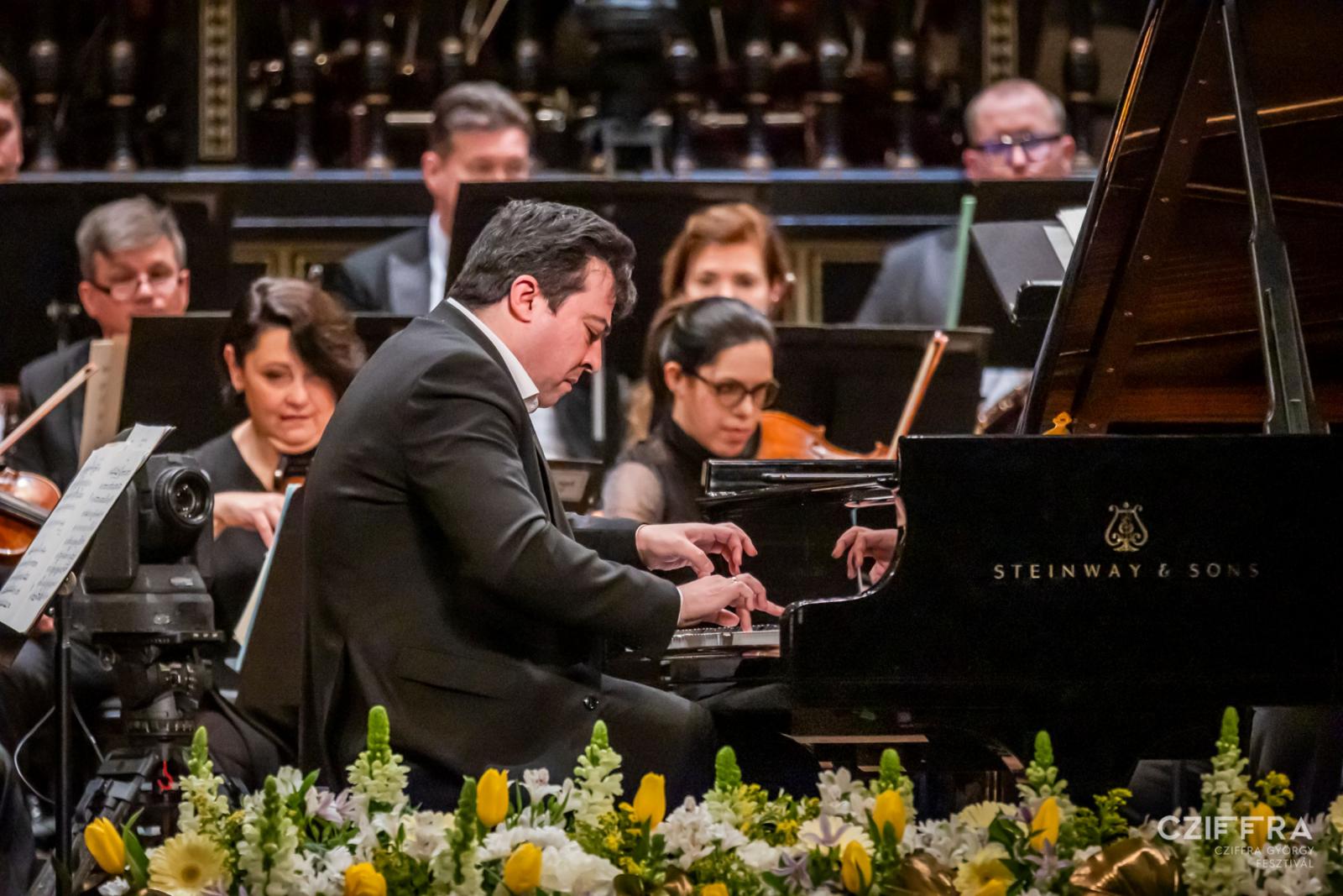 „Ne csak jó muzsikus legyek, hanem jó ember is”