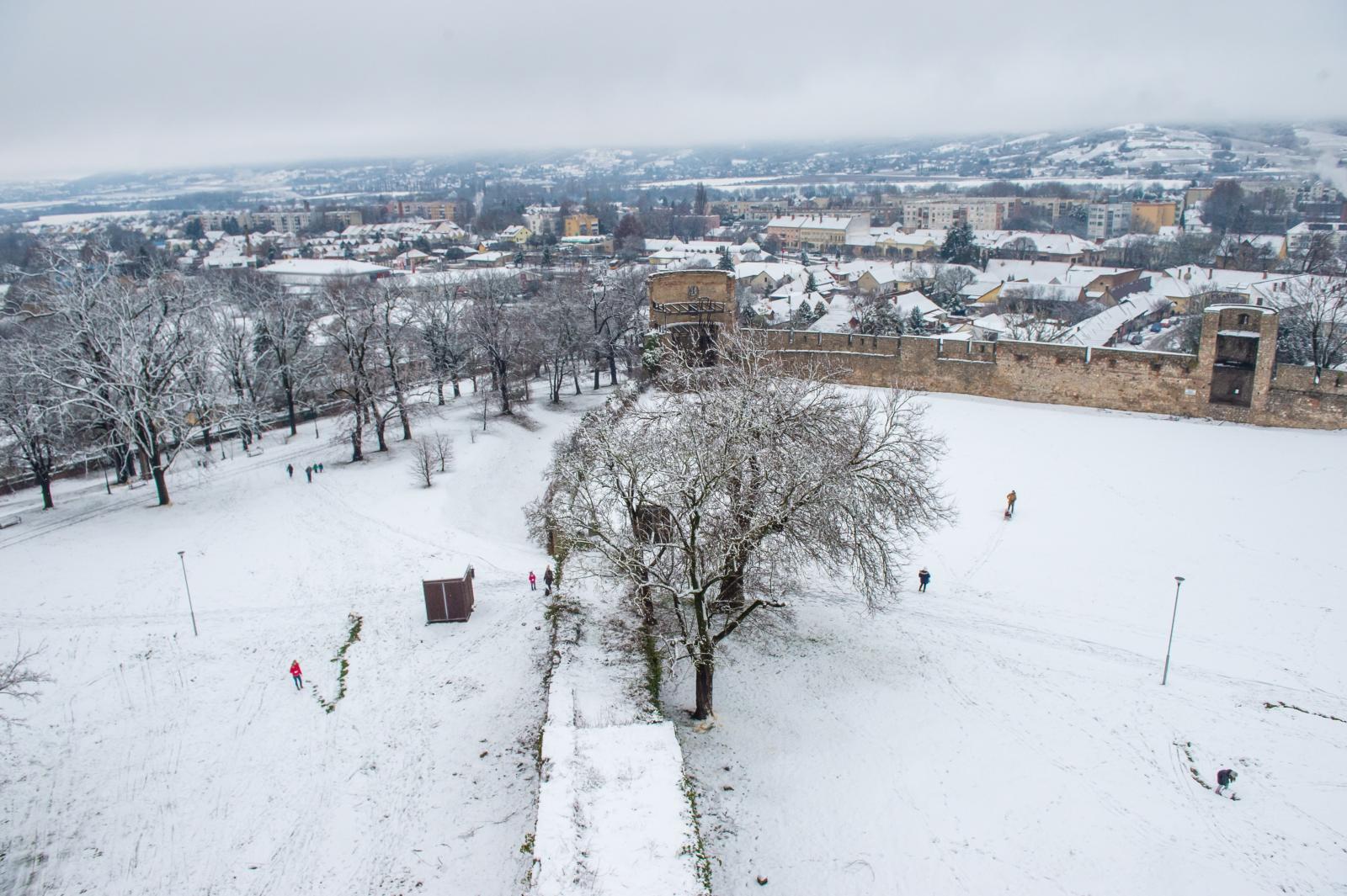 Havazás és ónos eső jön, az ország nagy részére figyelmeztetést adtak ki