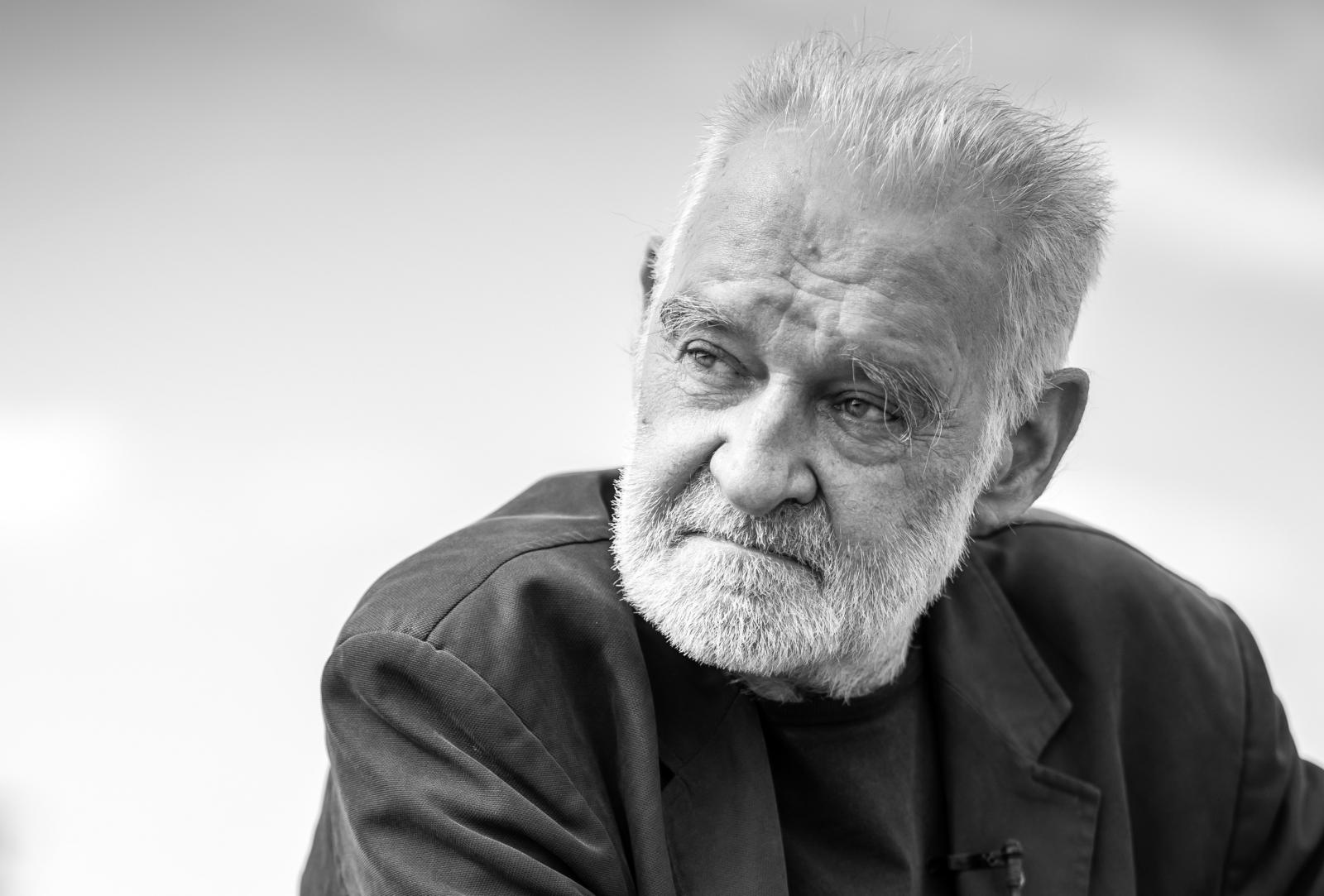 Ehhez legalább zseninek kell lenni – Tarr Béla emlékére