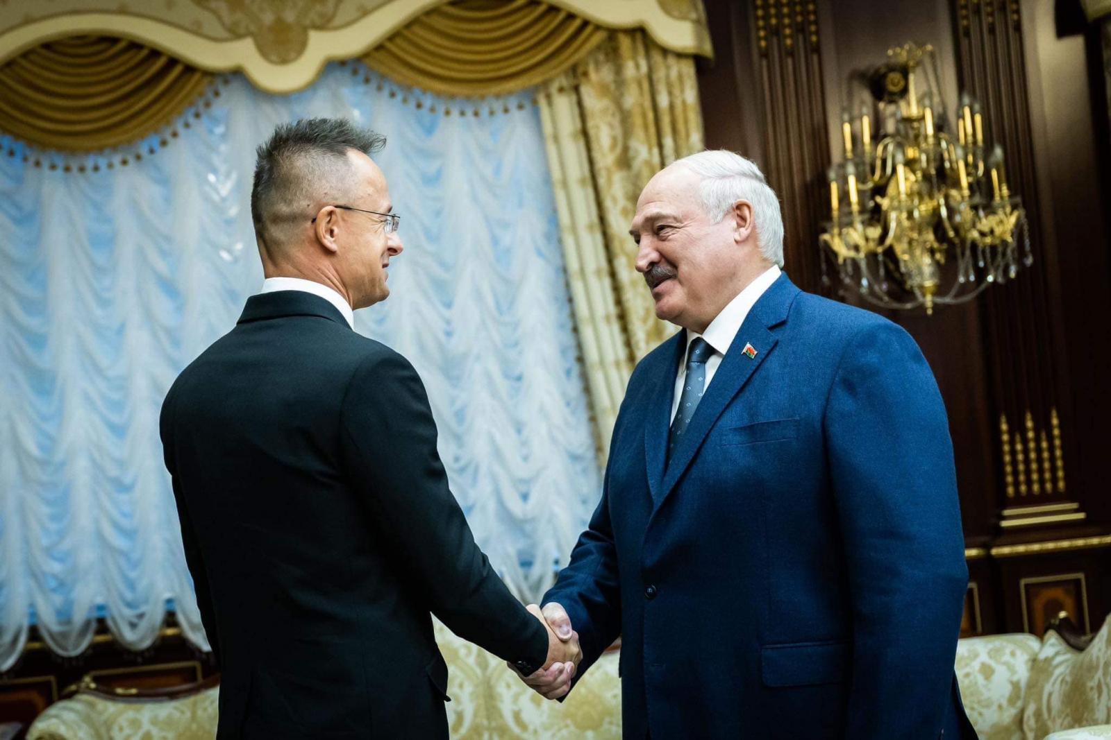 Palotás János: Amikor a hatalom nem akar távozni