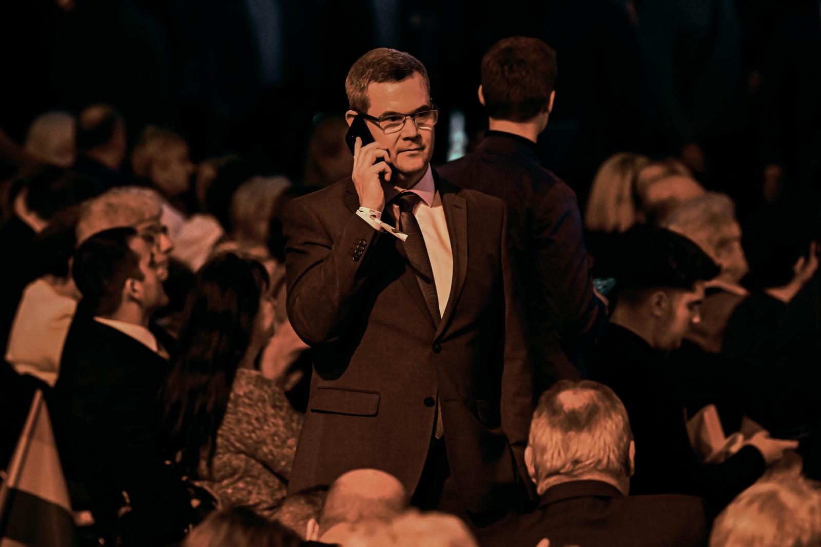 „Most őszintén: nem édesmindegy, mit válaszolok?” – Államtitkári feladatait megtartva indul a Fidesz képviselőjelöltjeként Takács Péter