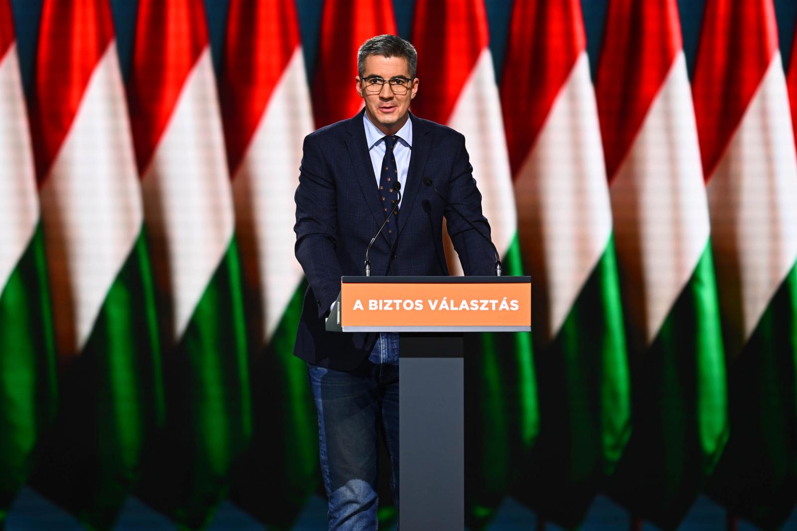 Kocsis Máté máris sorosozni kezdett és Bajnai Gordon ügynökének nevezte a második Orbán-kormány Tisza Párthoz igazoló korábbi utazó nagykövetét