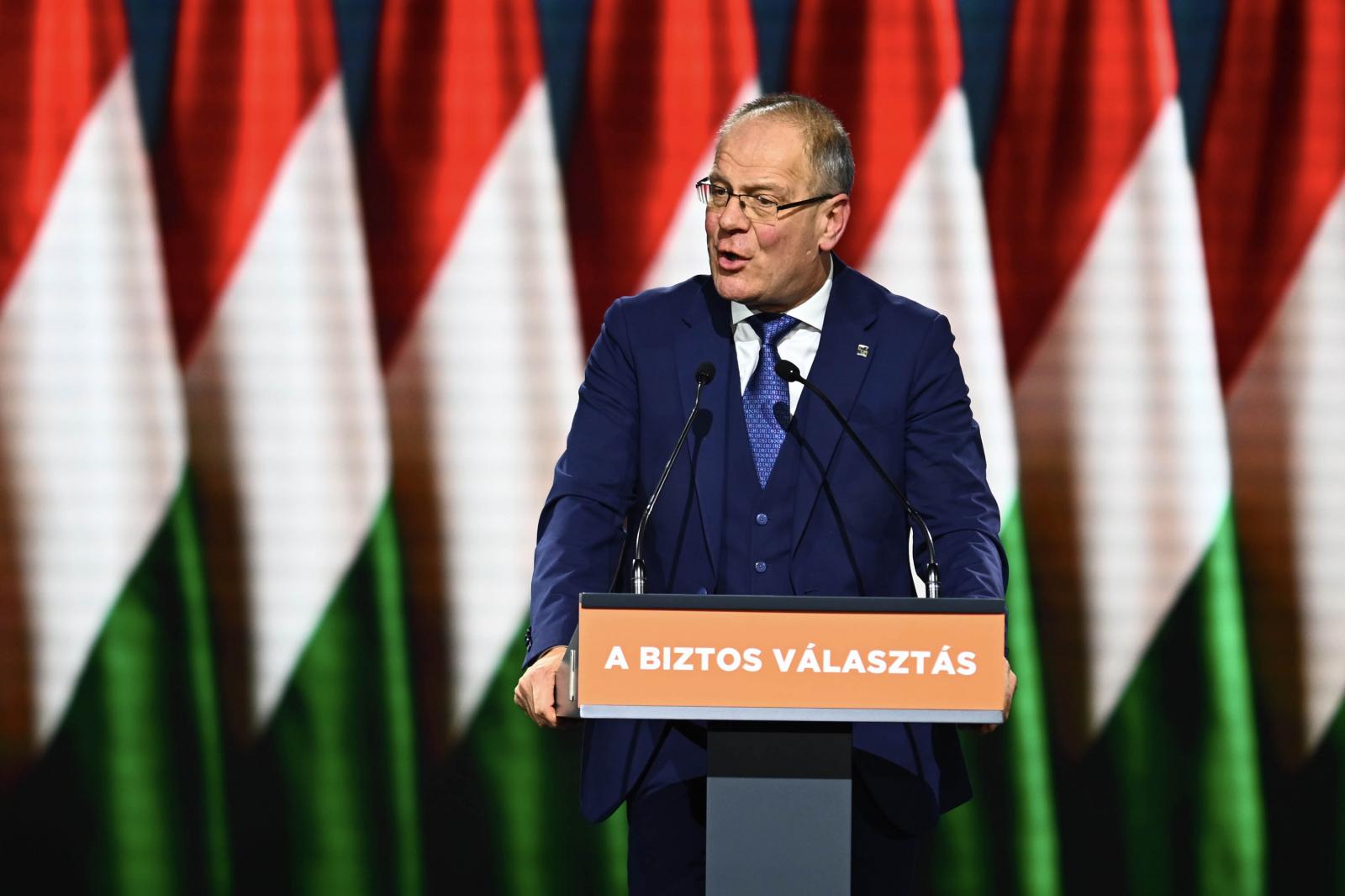 Navracsics Tibort támogatja egykori összellenzéki ellenfele, Rig Lajos