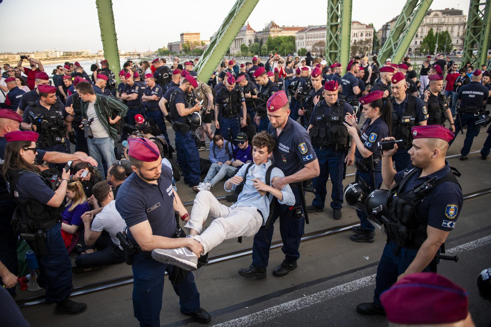 Riport a Van helyed alapítványnál április 3-án.