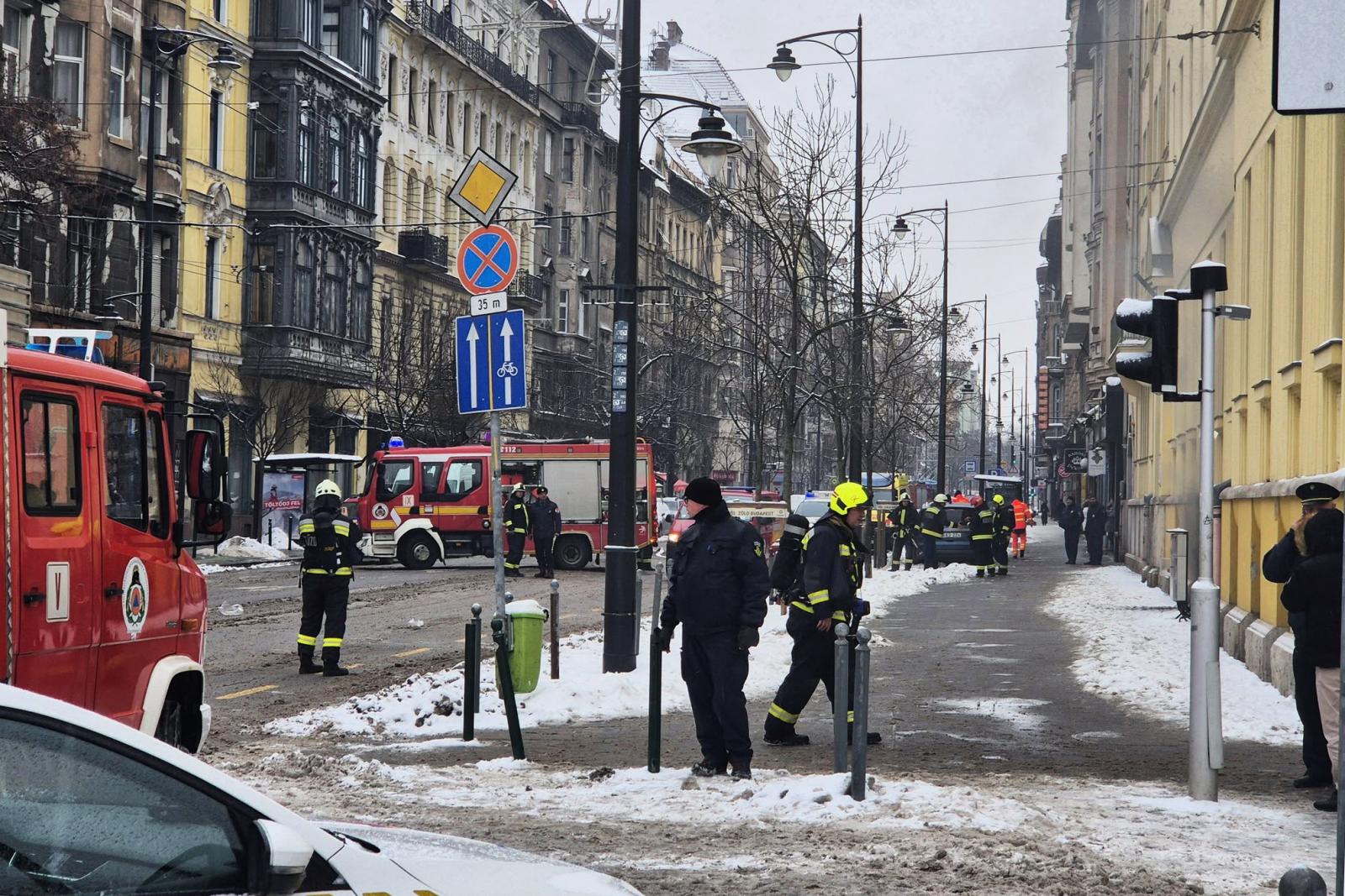 Tűz ütött ki a budapesti Fazekas Gimnáziumban, kiürítették az iskola épületét