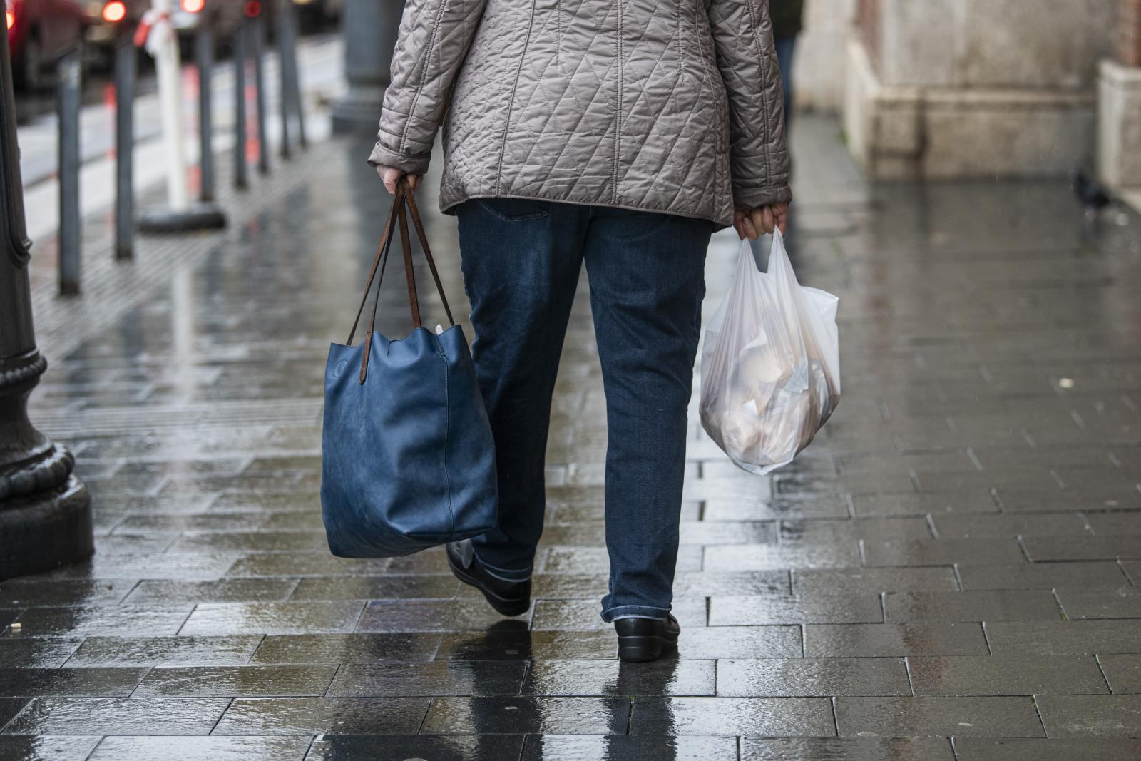 A Human Rights Watch arra figyelmeztet, hogy nem biztosítja az idősek megfelelő életszínvonalhoz való jogát a magyar állam