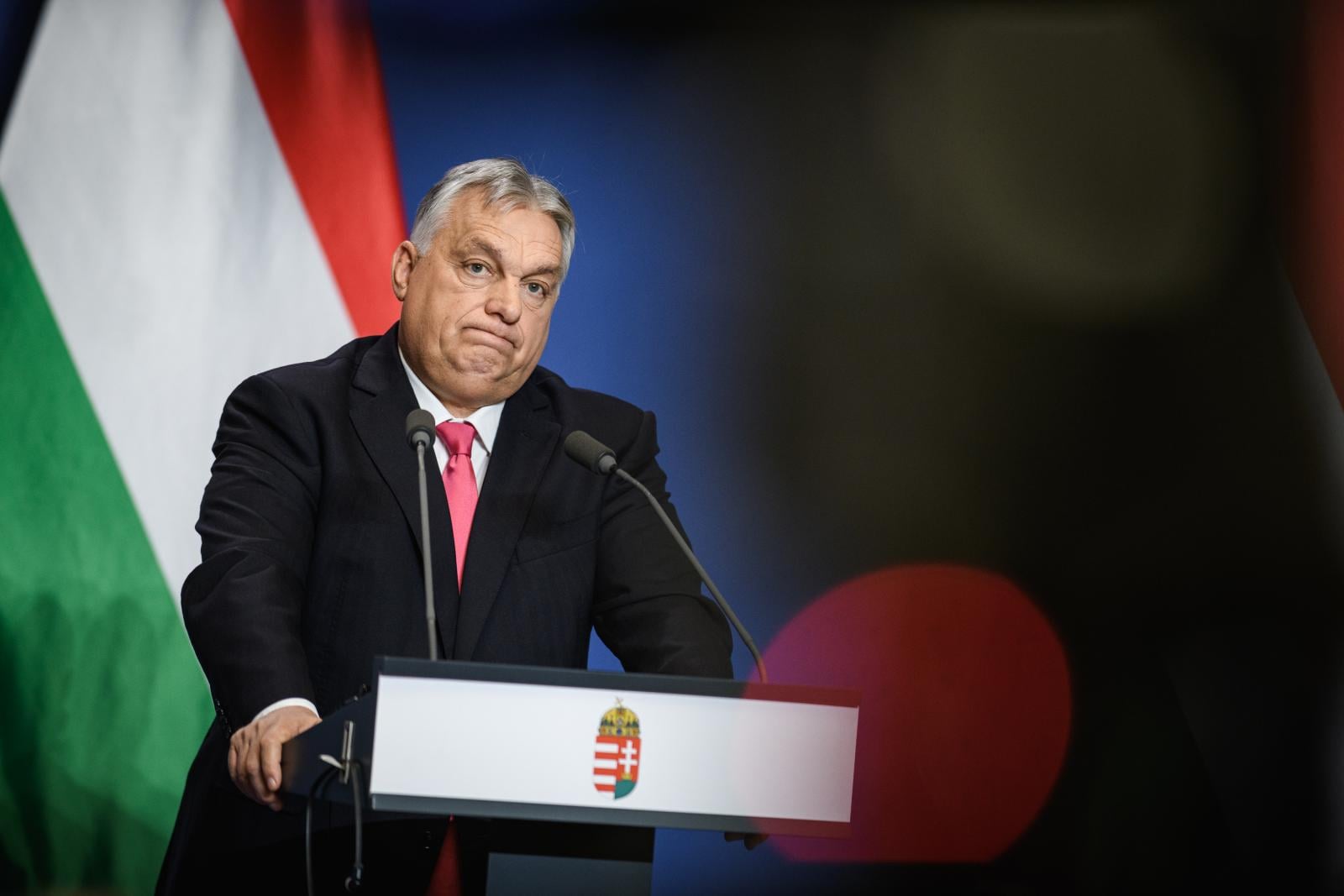 Orbán Viktor petícióval üzeni meg Brüsszelnek, hogy nem fizetünk hadisarcot