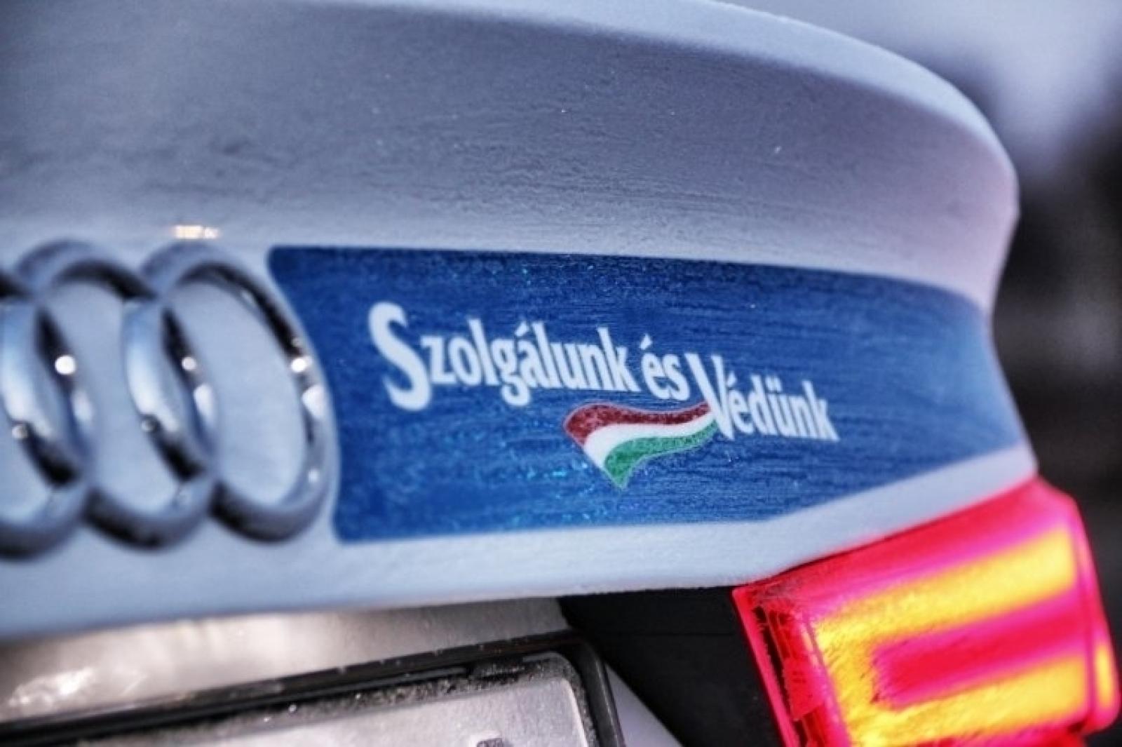 Megbírságolta a rendőrség az önkéntes dorogi hókotrót, a helyiek összedobták neki a büntetést