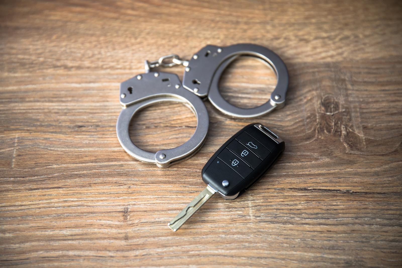 Nem emlékezett rá Krisztián, hogy indítókulcsokat és pénzt lopott az esztergomi kórházból