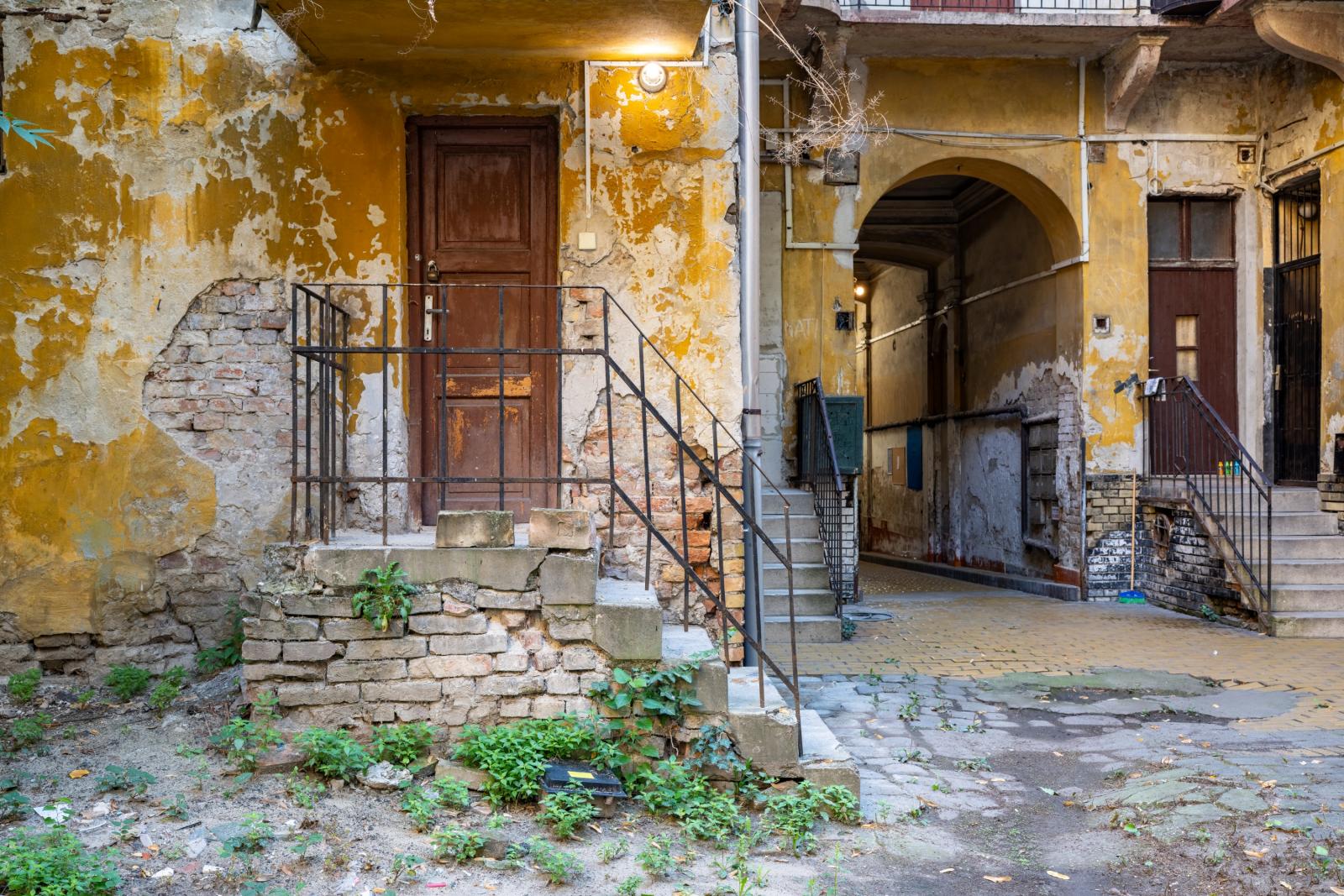 Ferenciek tere 2., 2022 