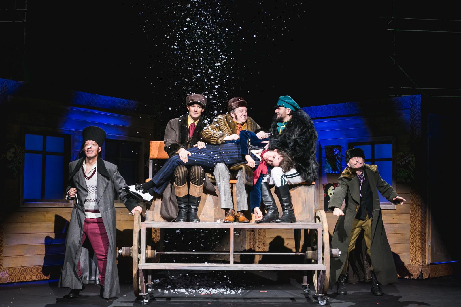 A háború mohó lehelete