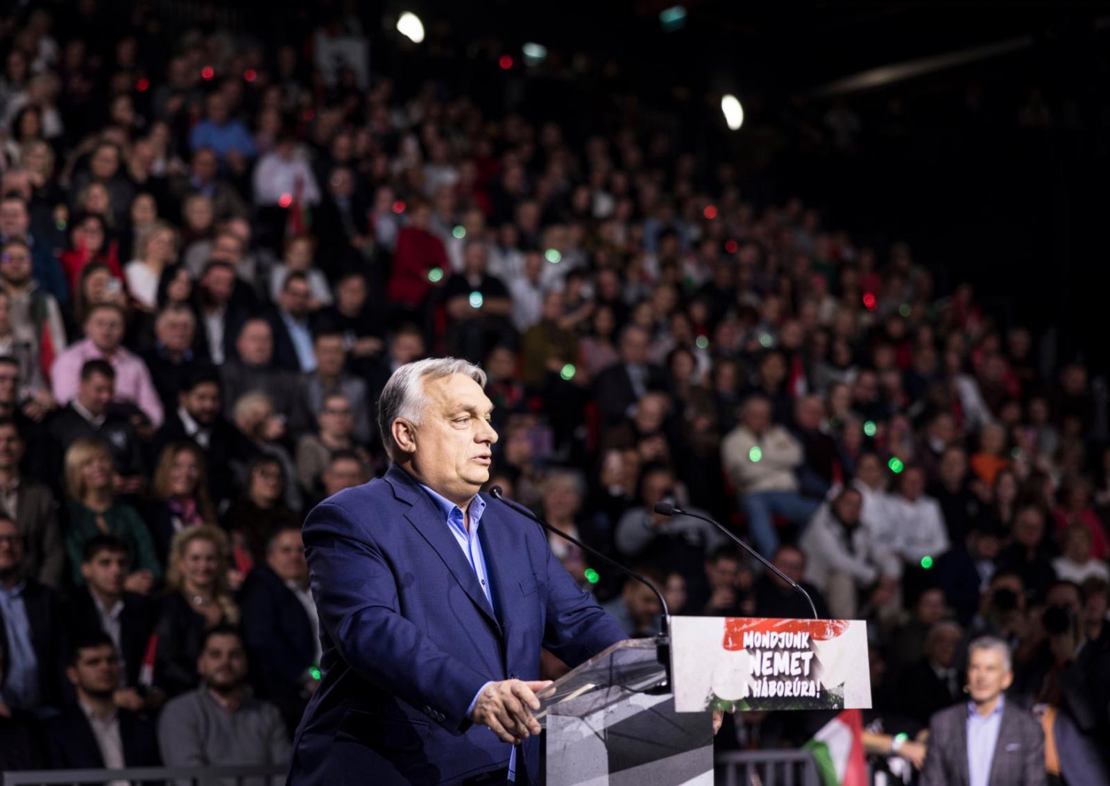 Orbán Viktor tett egy beismerő vallomást, ráadásul Kapitány Istvánnal szemben a Fidesz csak egy vesztest tud felmutatni